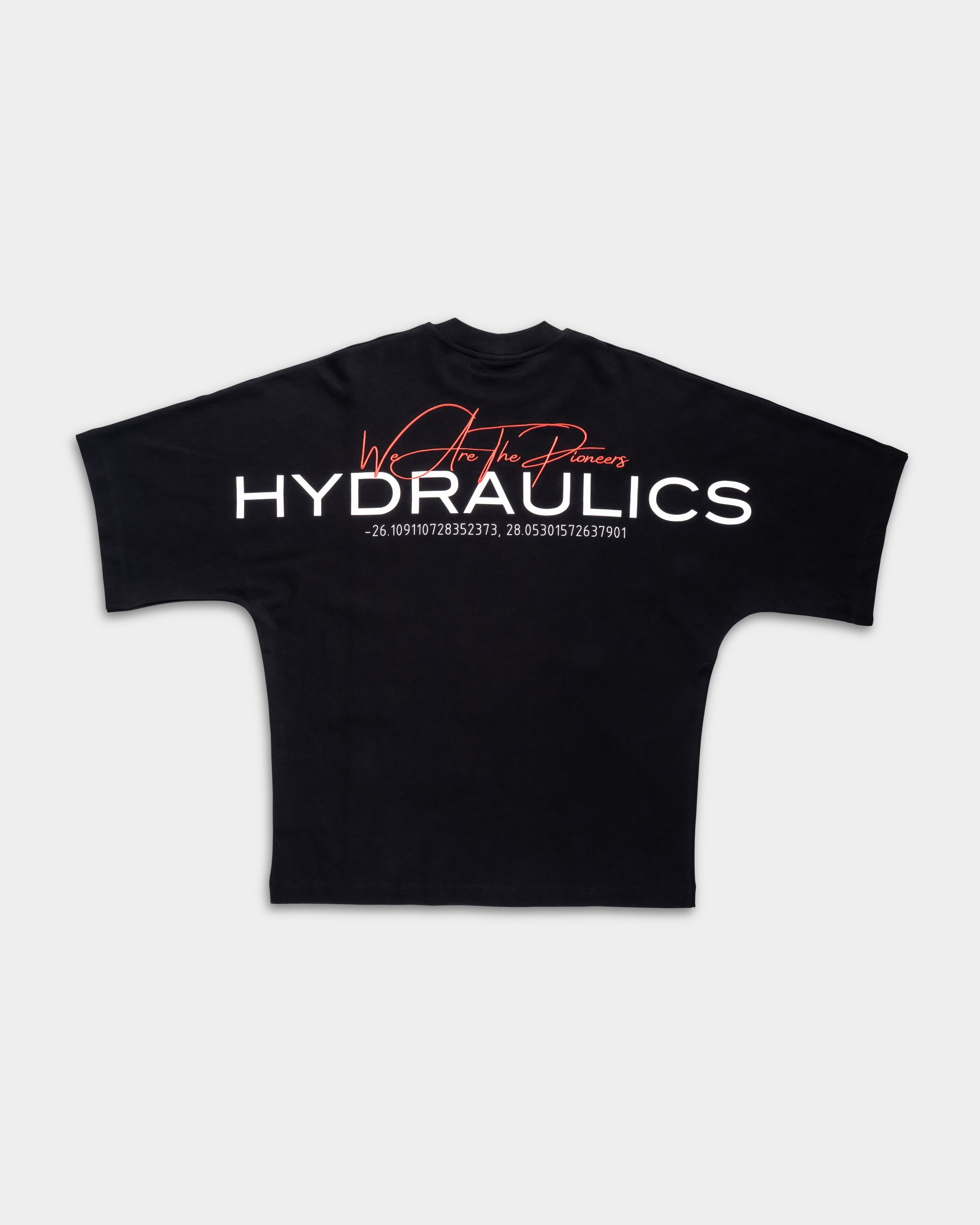 Hydraulics Men's We Are The Pioneers Co-ordinates Super Oversized T Shirt Black |