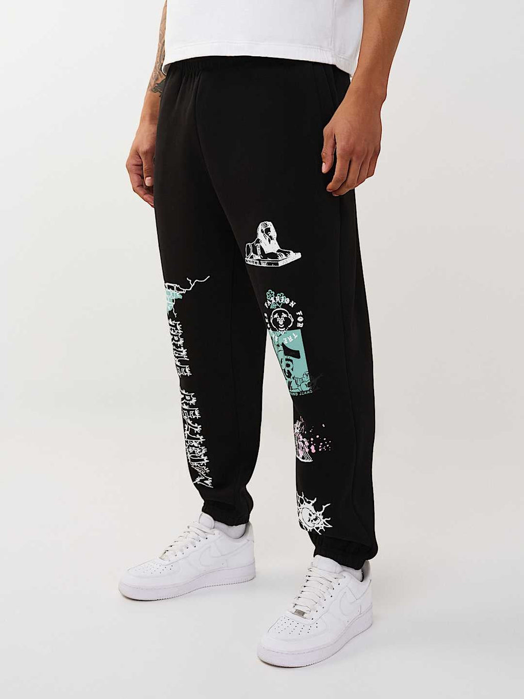 TRUE RELIGION JOGGER GRAPHIC JET BLACK