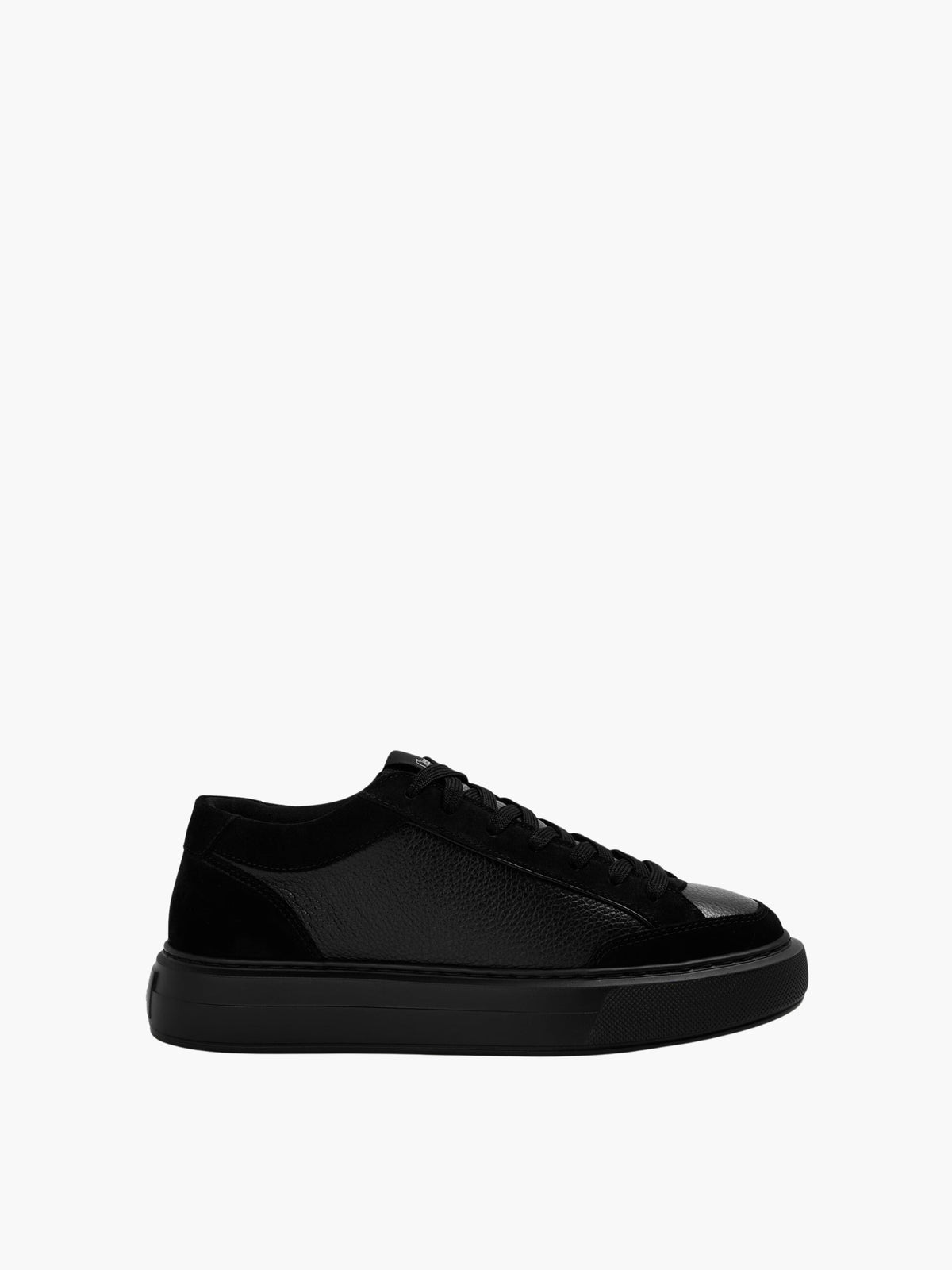 Cleens Sneakers C23 Suede Border Lace Up Black