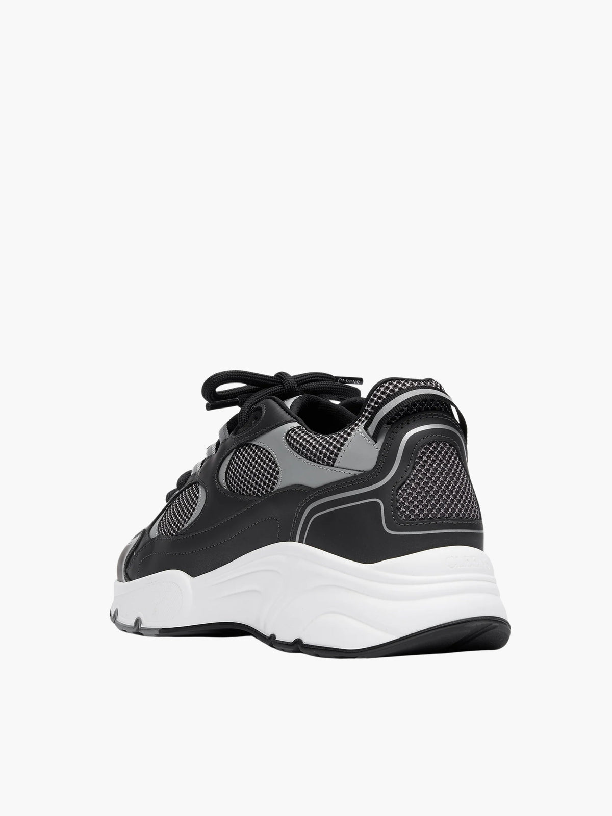Cleens Sneakers C18 White Sole Plain Lace Up Black
