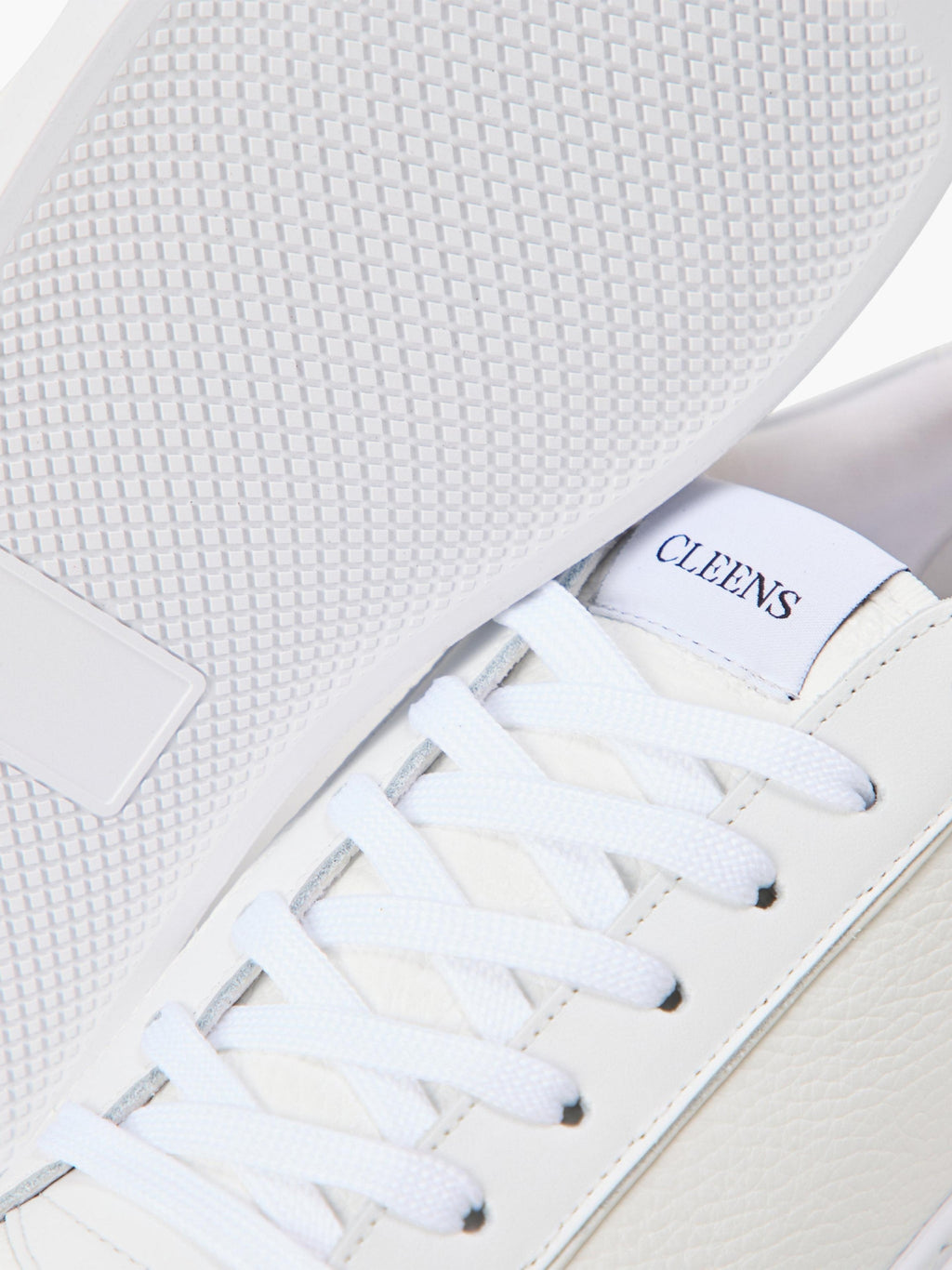 Cleens Sneakers C27 Textured Leather White