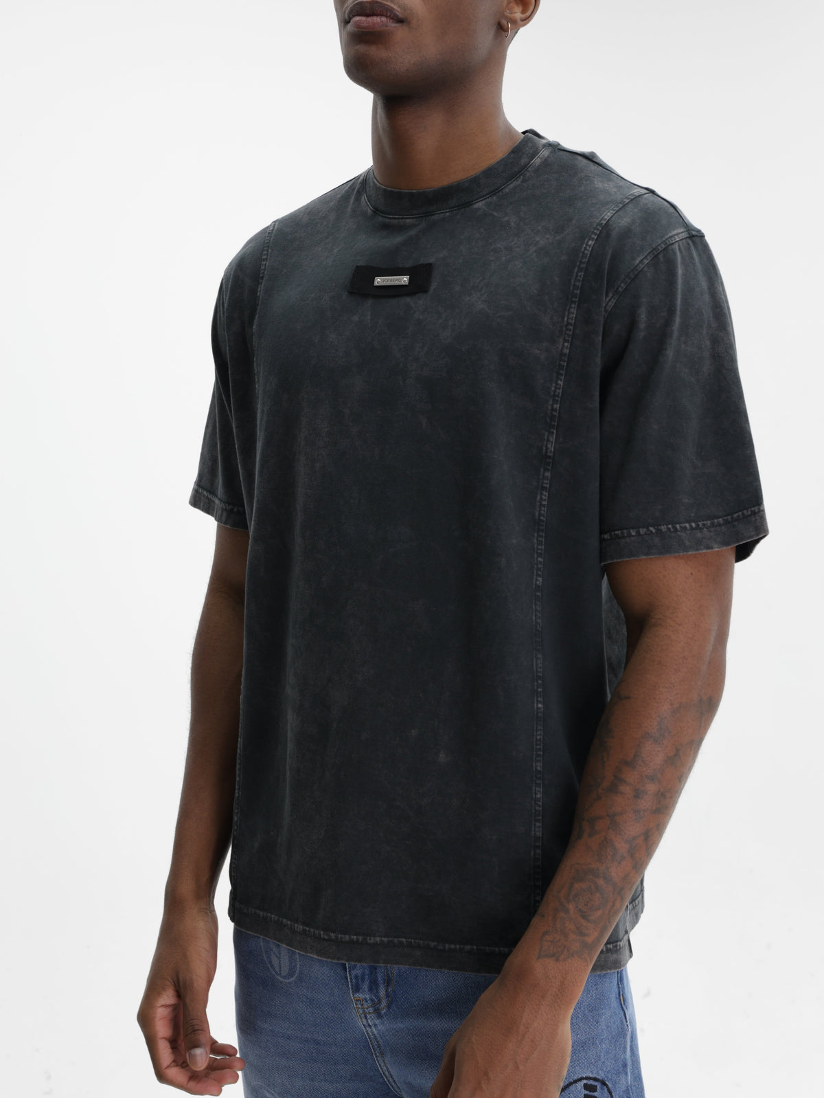 Iceberg T-Shirt Chest Logo Tag Crew Black