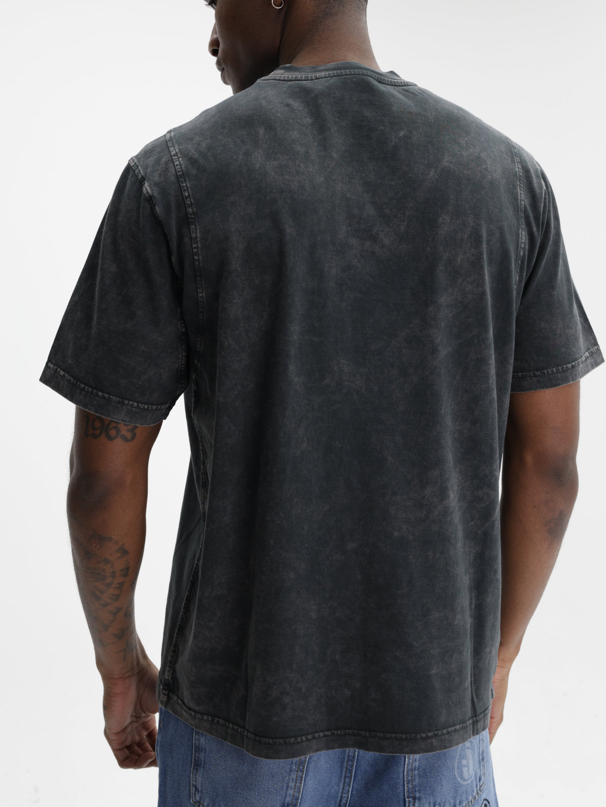 Iceberg T-Shirt Chest Logo Tag Crew Black