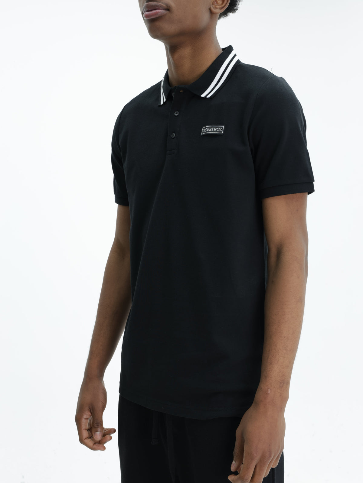 Iceberg Golfer Collar Zip Black