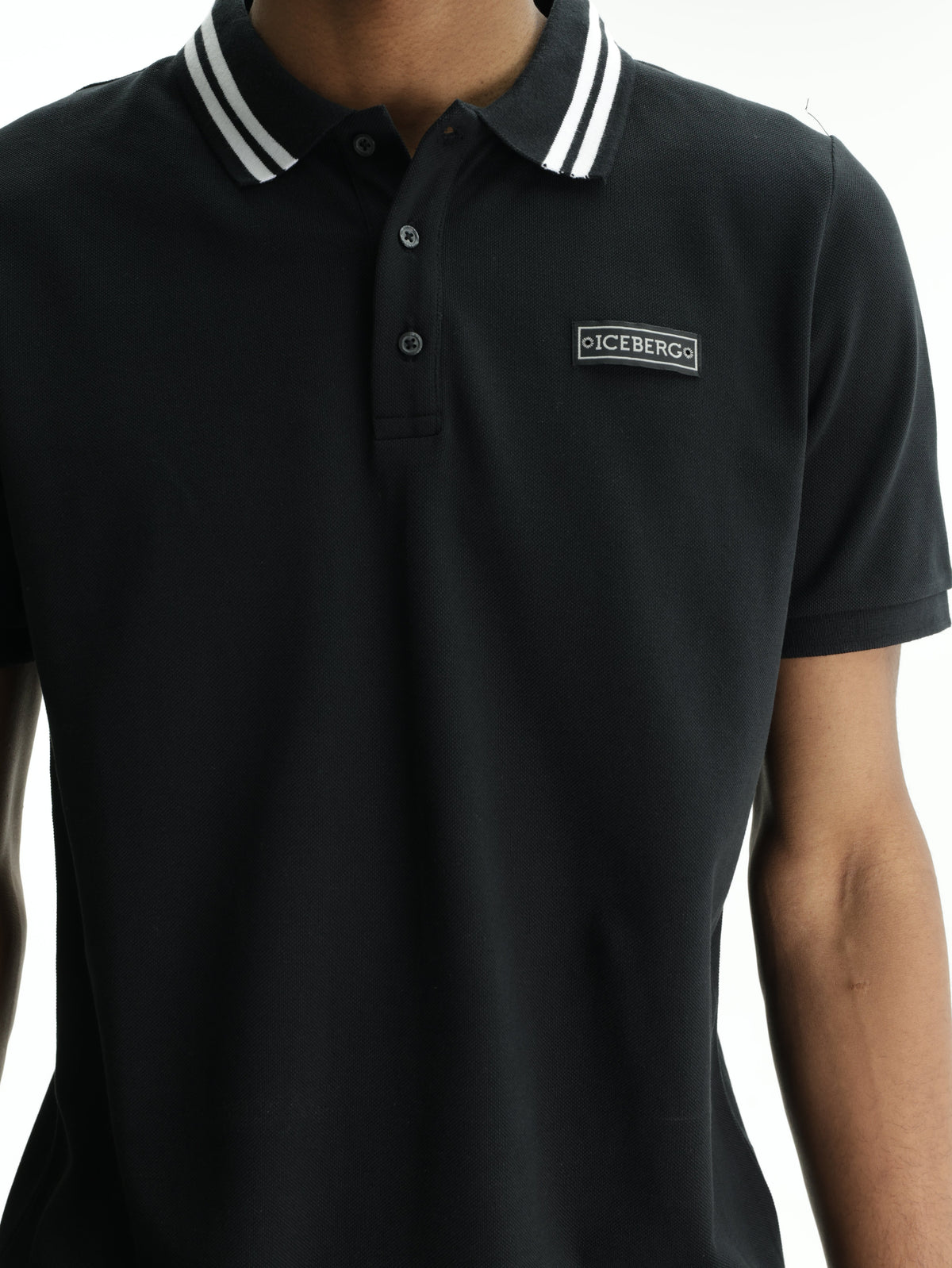 Iceberg Golfer Collar Zip Black