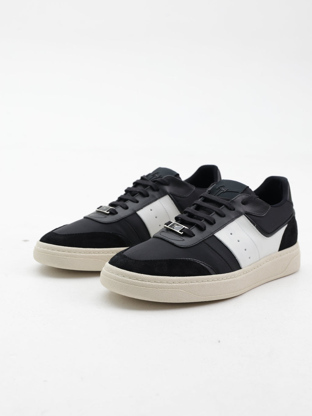 Giuseppe Zanotti Sneakers Z70 White Strioe Suede Top Black/white