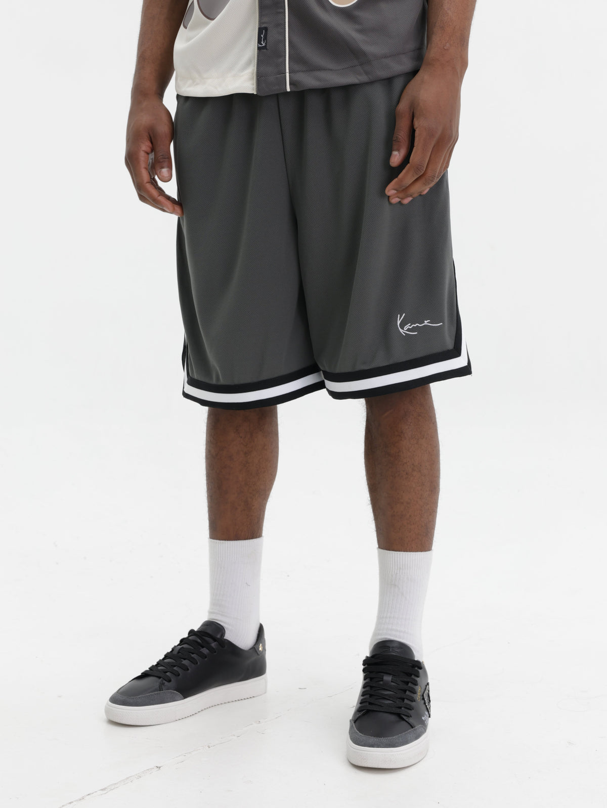 Karl Kani Shorts Essential Mesh Logo Dark Grey