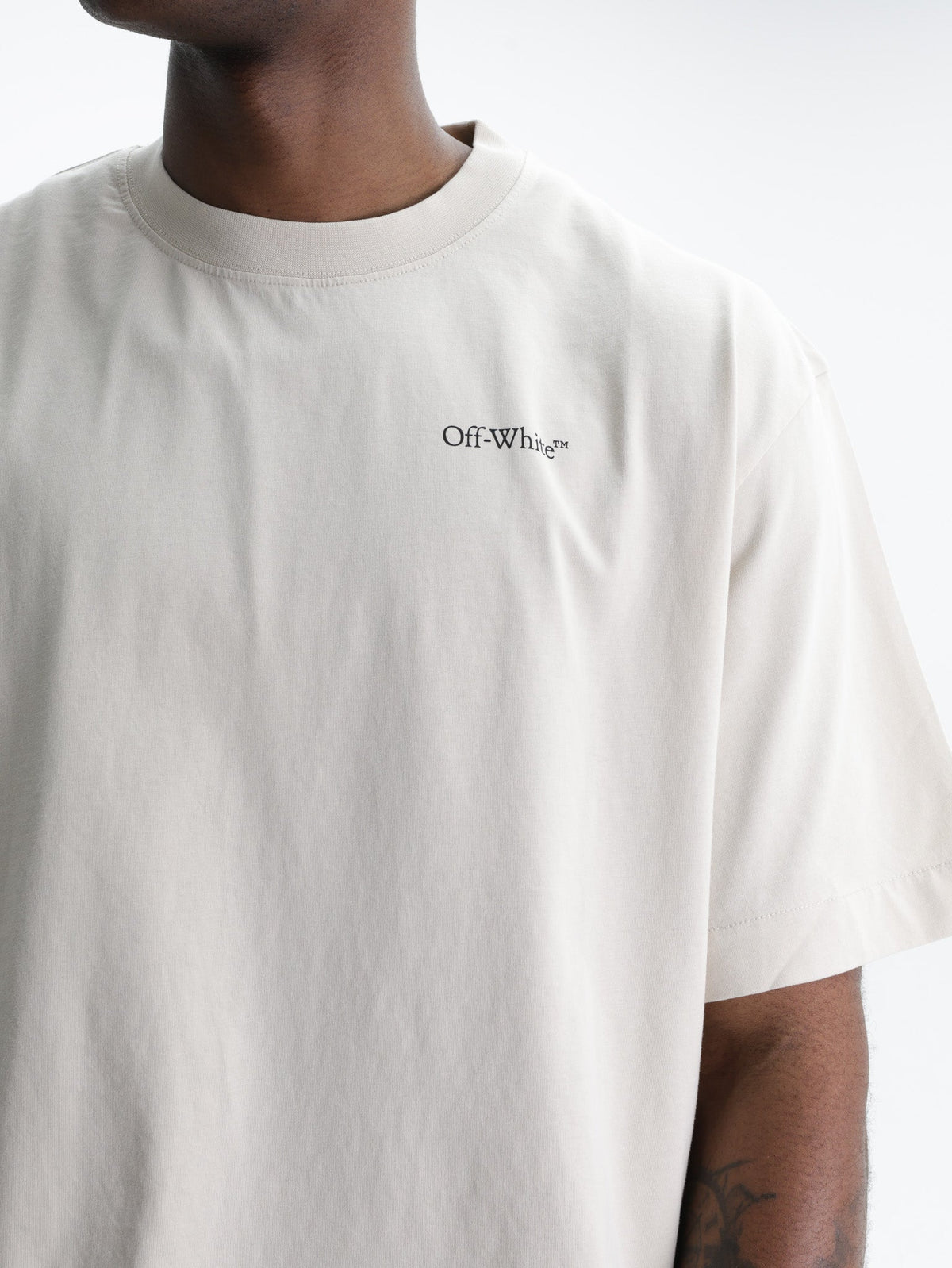 Off - White T-Shirt Half Arrows SS Skate Stone