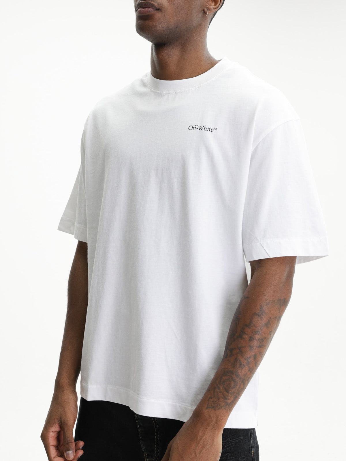 Off - White T-Shirt Half Arrows SS Skate White