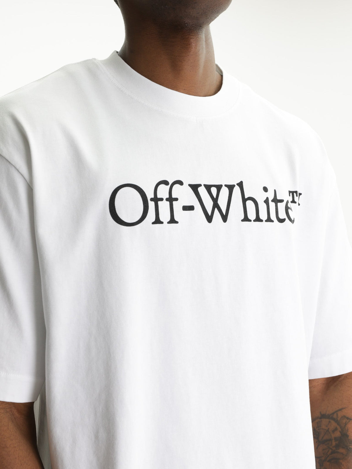 Off - White T-Shirt Big Bookish Skate White