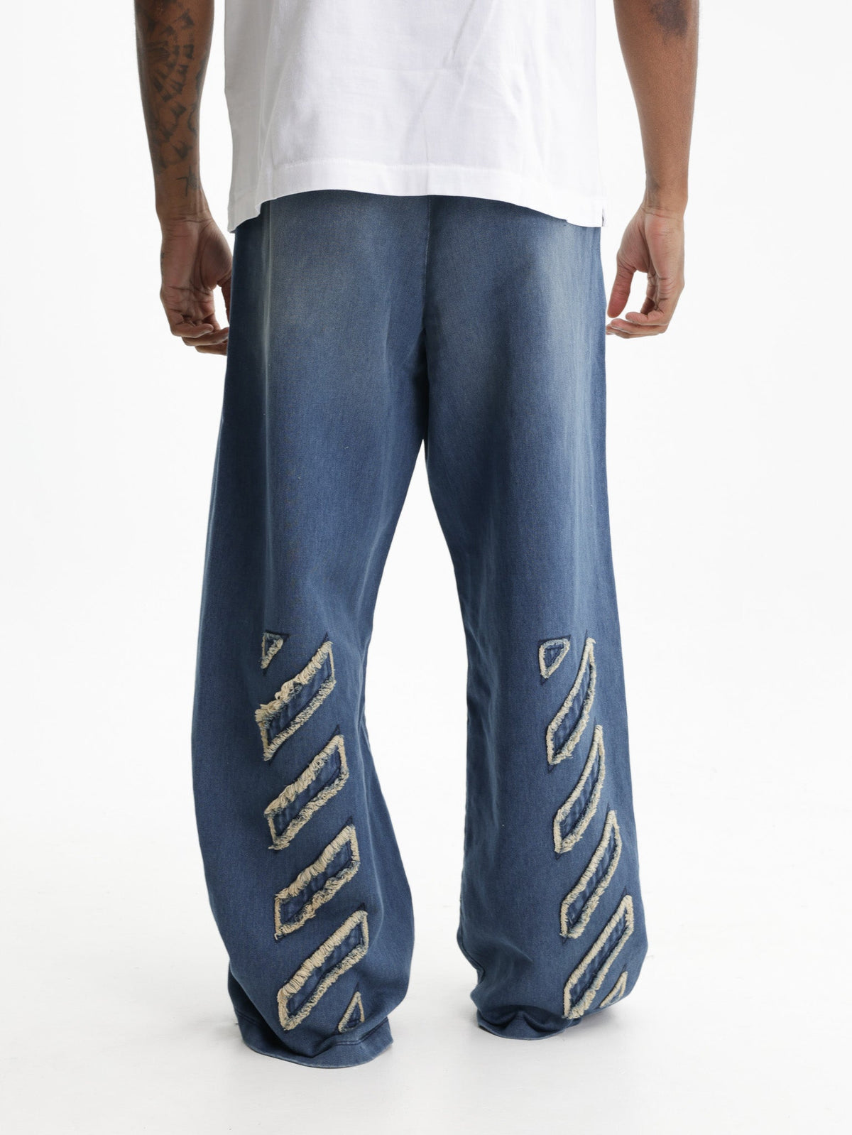 Off - White Sweatpants Arrow Distr Den Grey