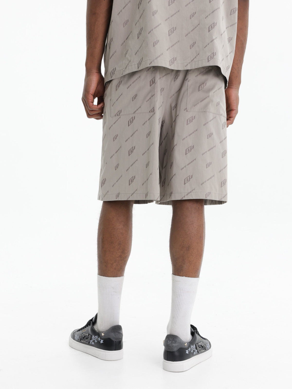 Off - White Shorts Jacquard Bowling Stone