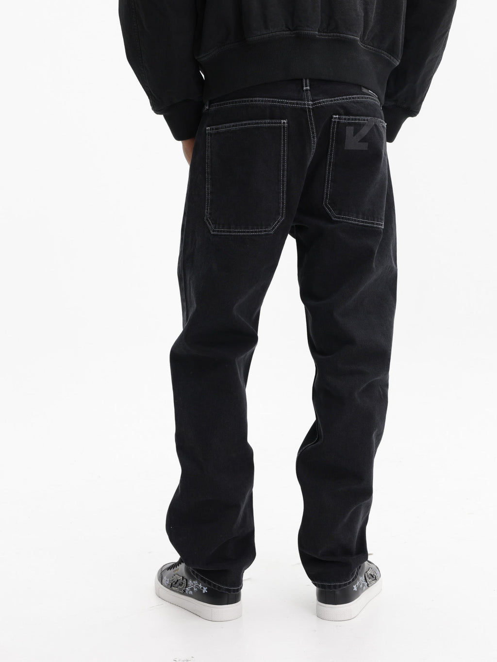 Off - White Jeans Half Arrow Darted Black