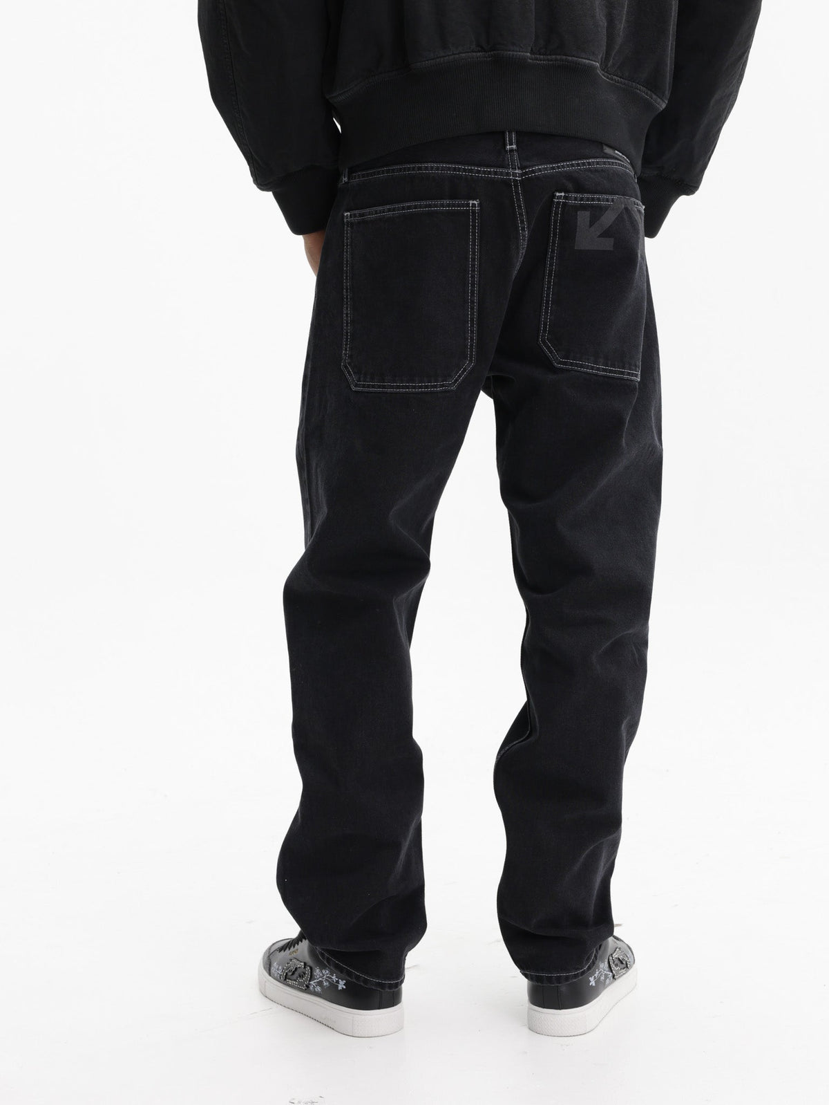 Off - White Jeans Half Arrow Darted Black