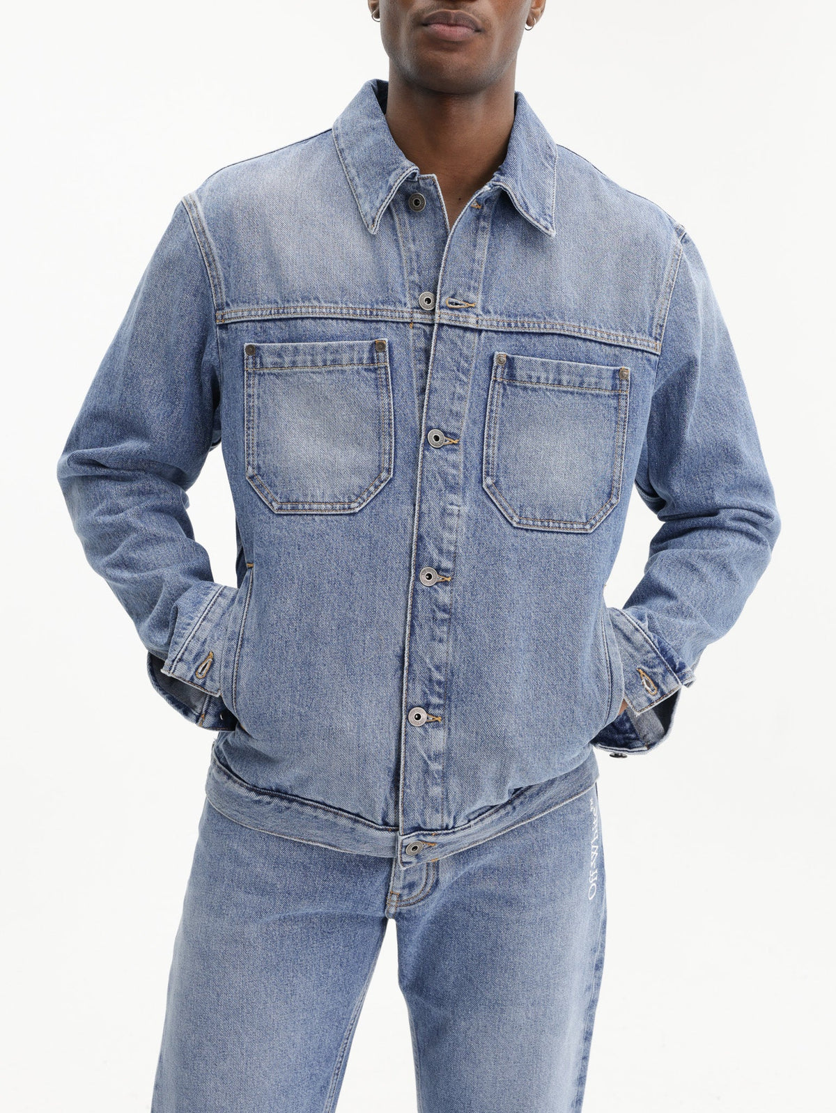 Off - White Jacket Half Arrow Denim Medium Wash