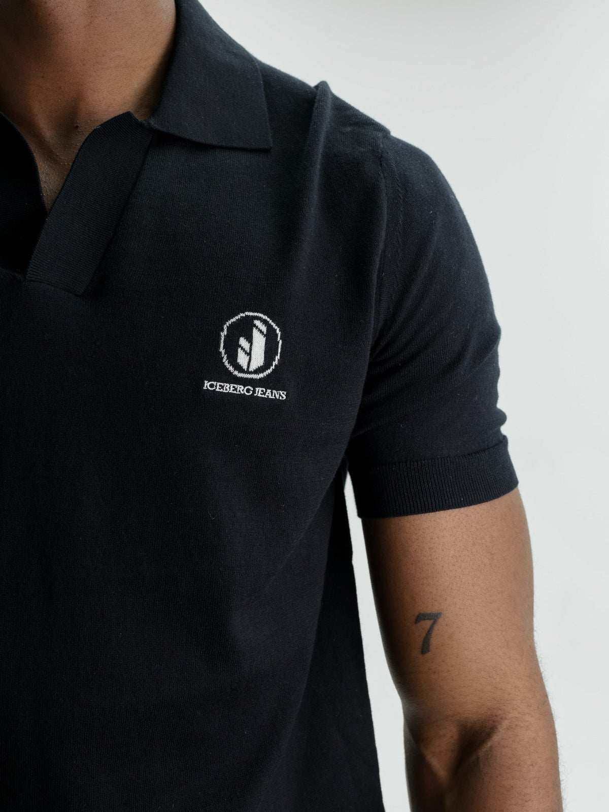 Iceberg Jeans T-Shirt Ibj White Logo Black
