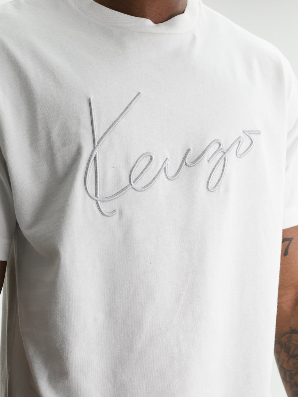Kenzo T-Shirt Signature Embroidery Off White