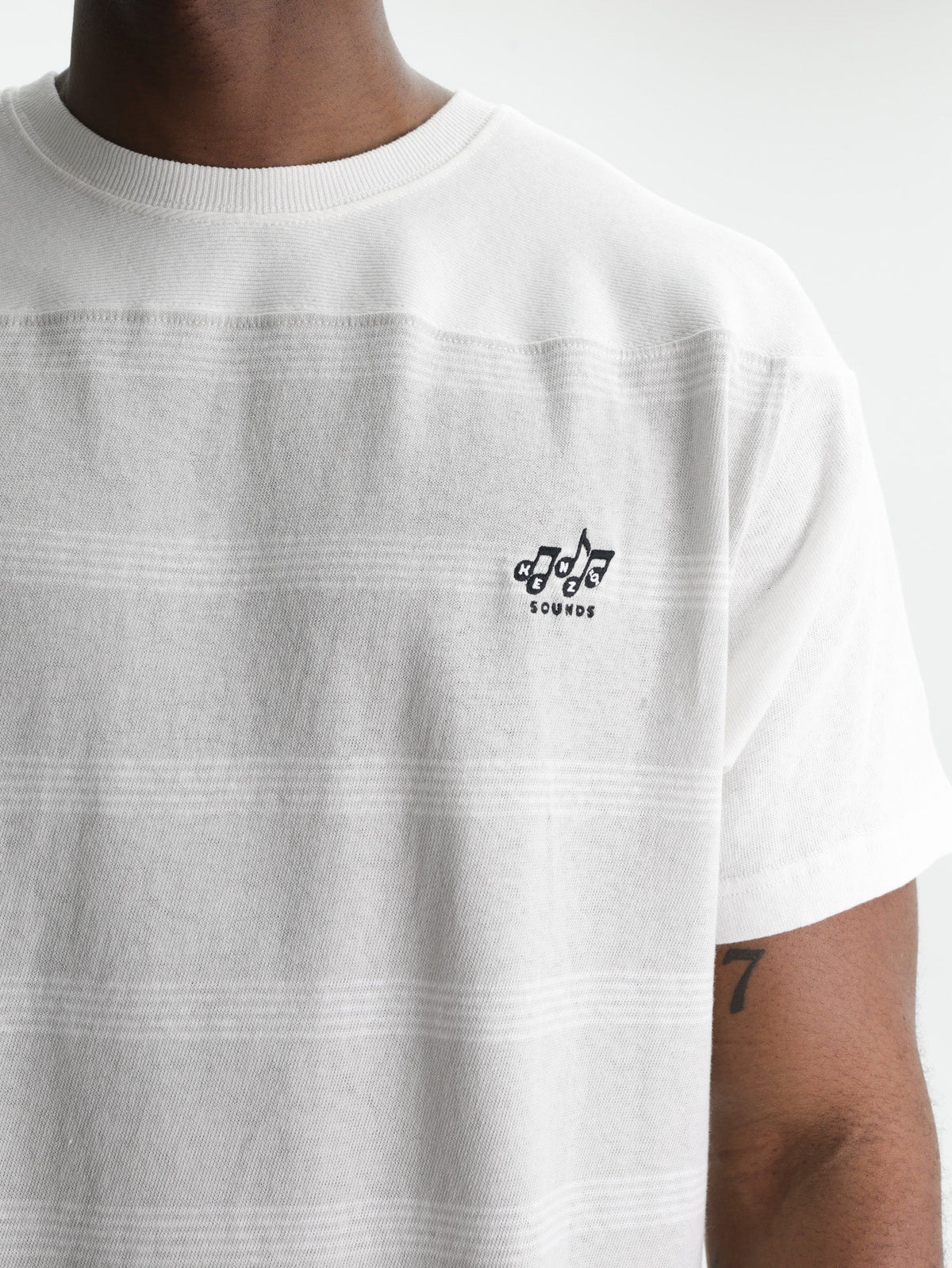 Kenzo T-Shirt Sounds Embroidered  Off White
