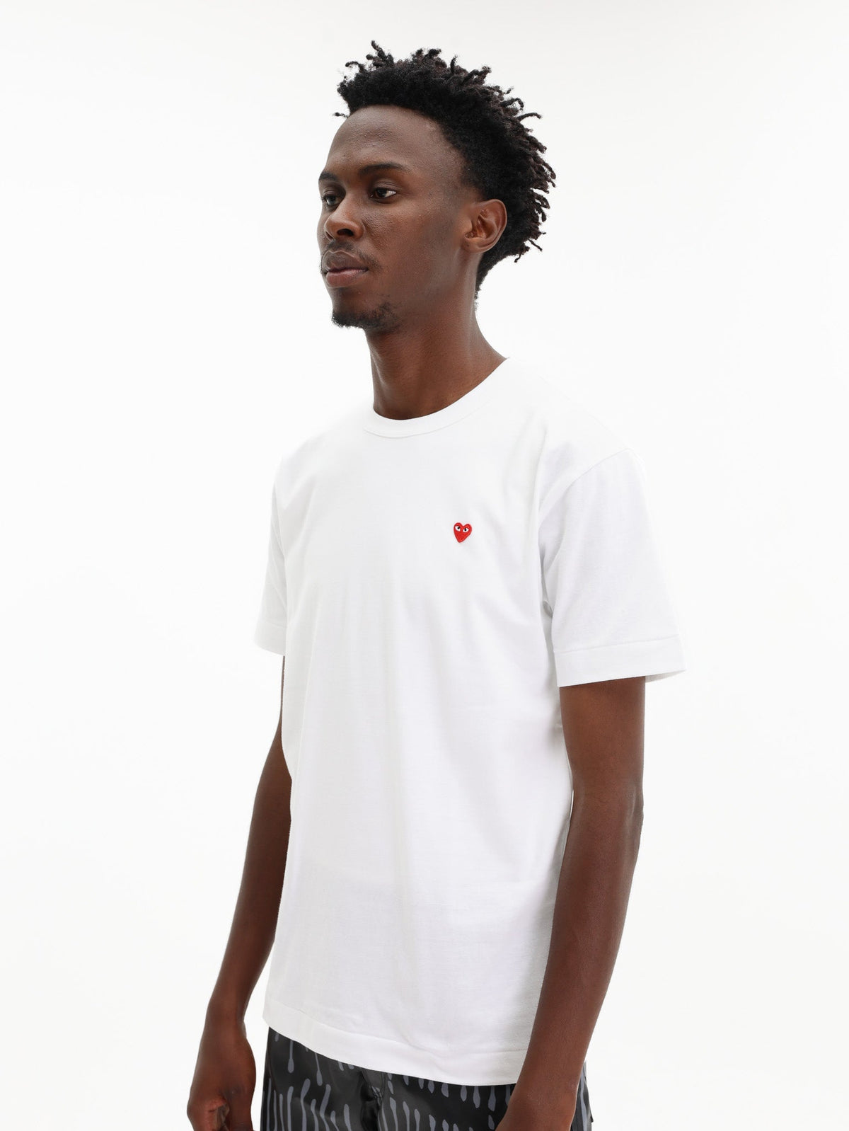 Comme Des Garcons T-Shirt Play Small Red Heart White