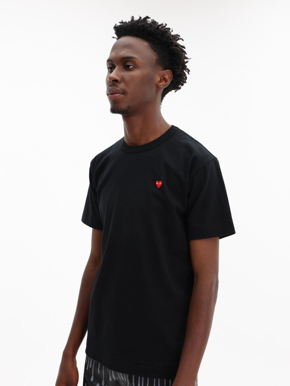 Comme Des Garcons T-Shirt Play Small Red Heart Black