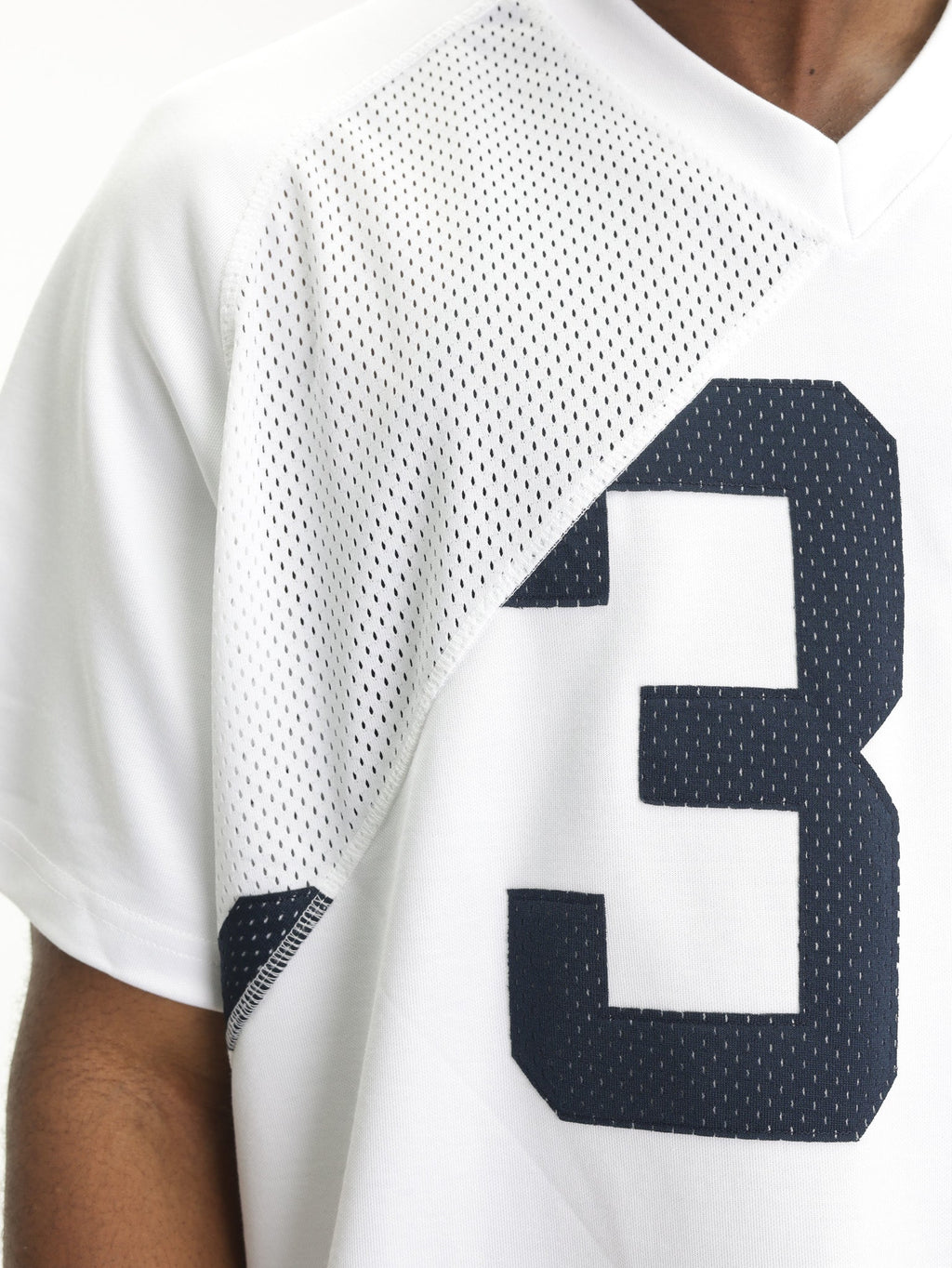 Arte T-Shirt Baseball Print V-Neck White