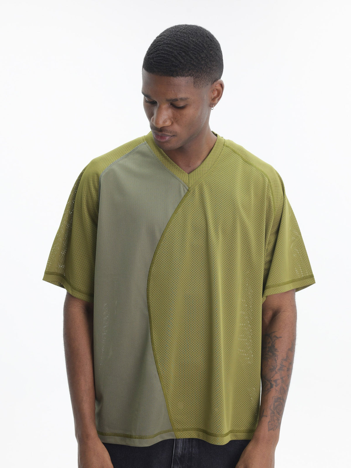 Arte T-Shirt Multi Mesh V-Neck Green