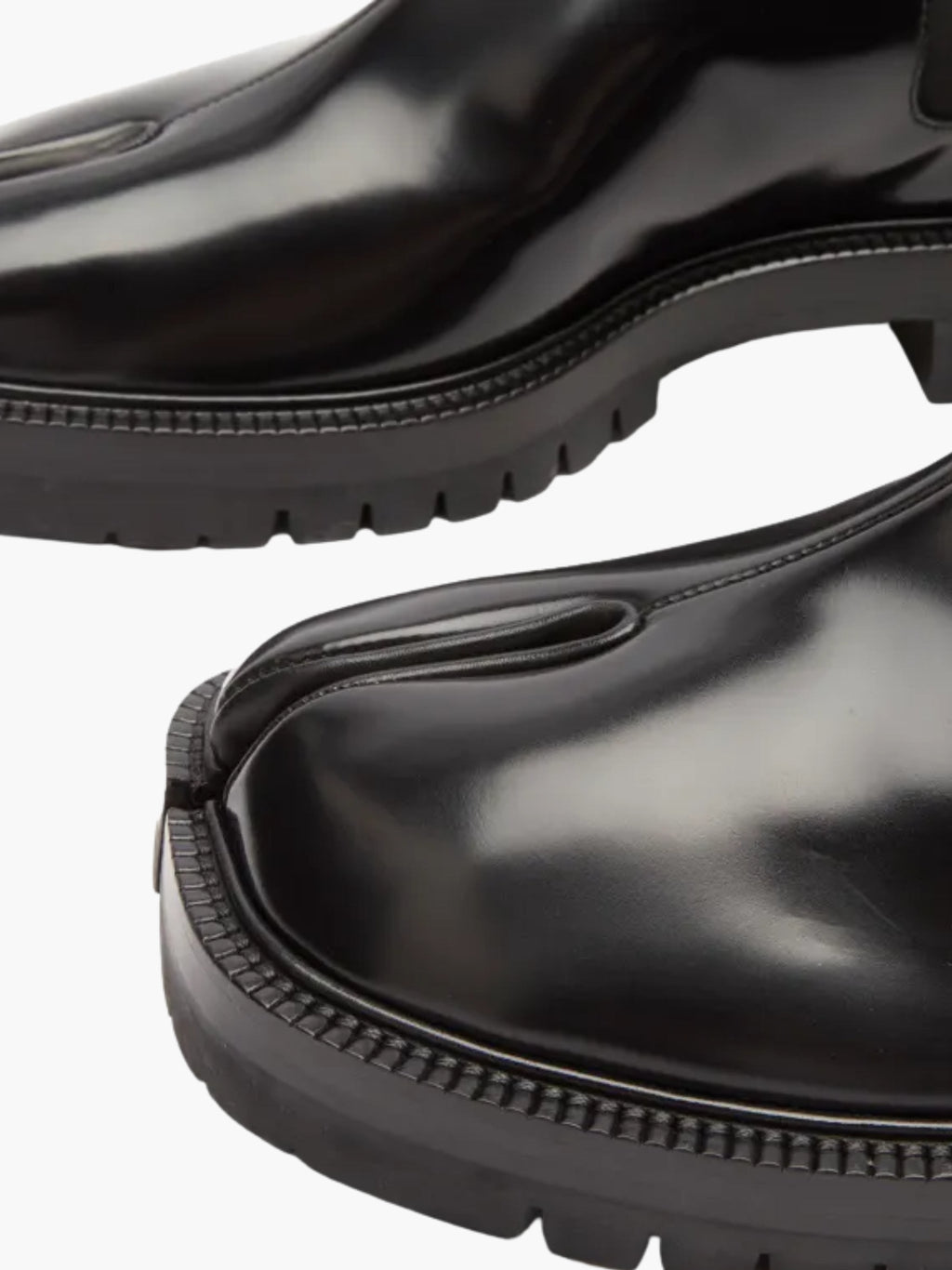 Maison Tabi Chelsea Boots Black