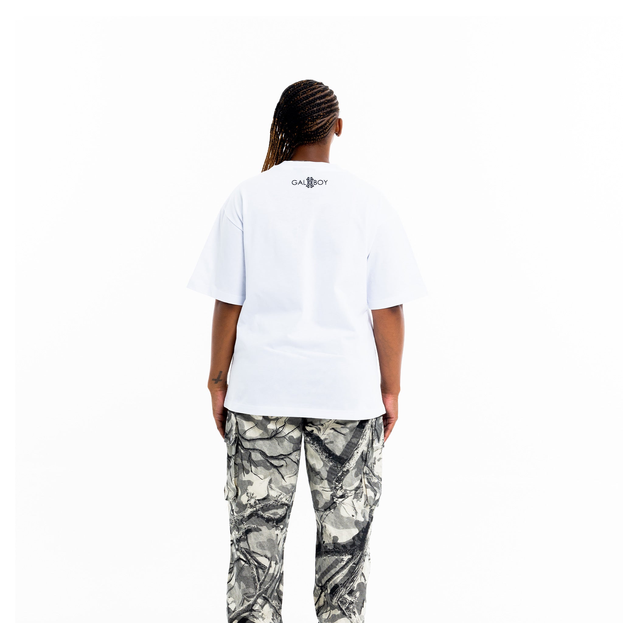 COIN EMBROIDERY T-SHIRT