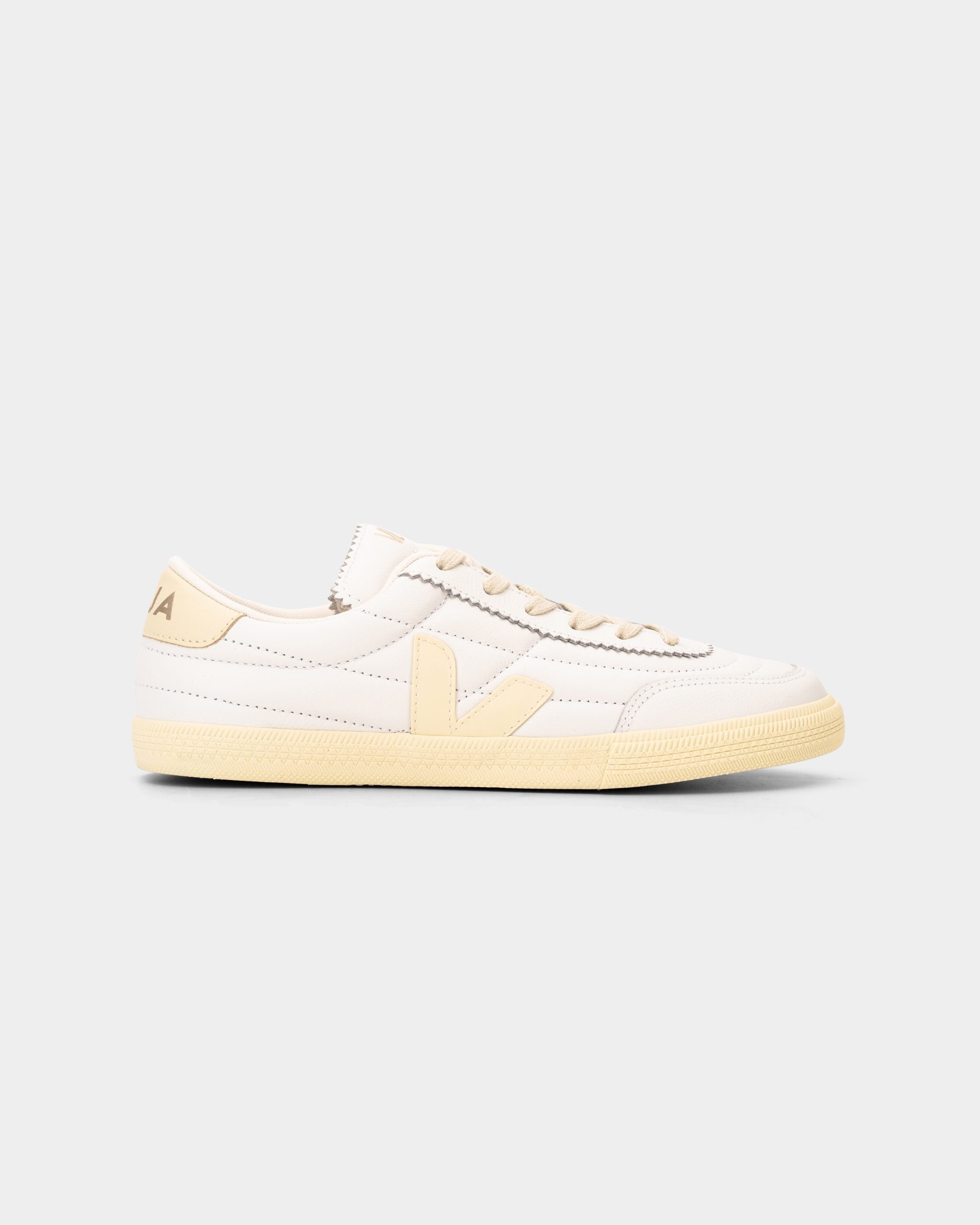 Veja Ladies Paneka O.T Leather Sneaker FU2020709A White Calcaire
