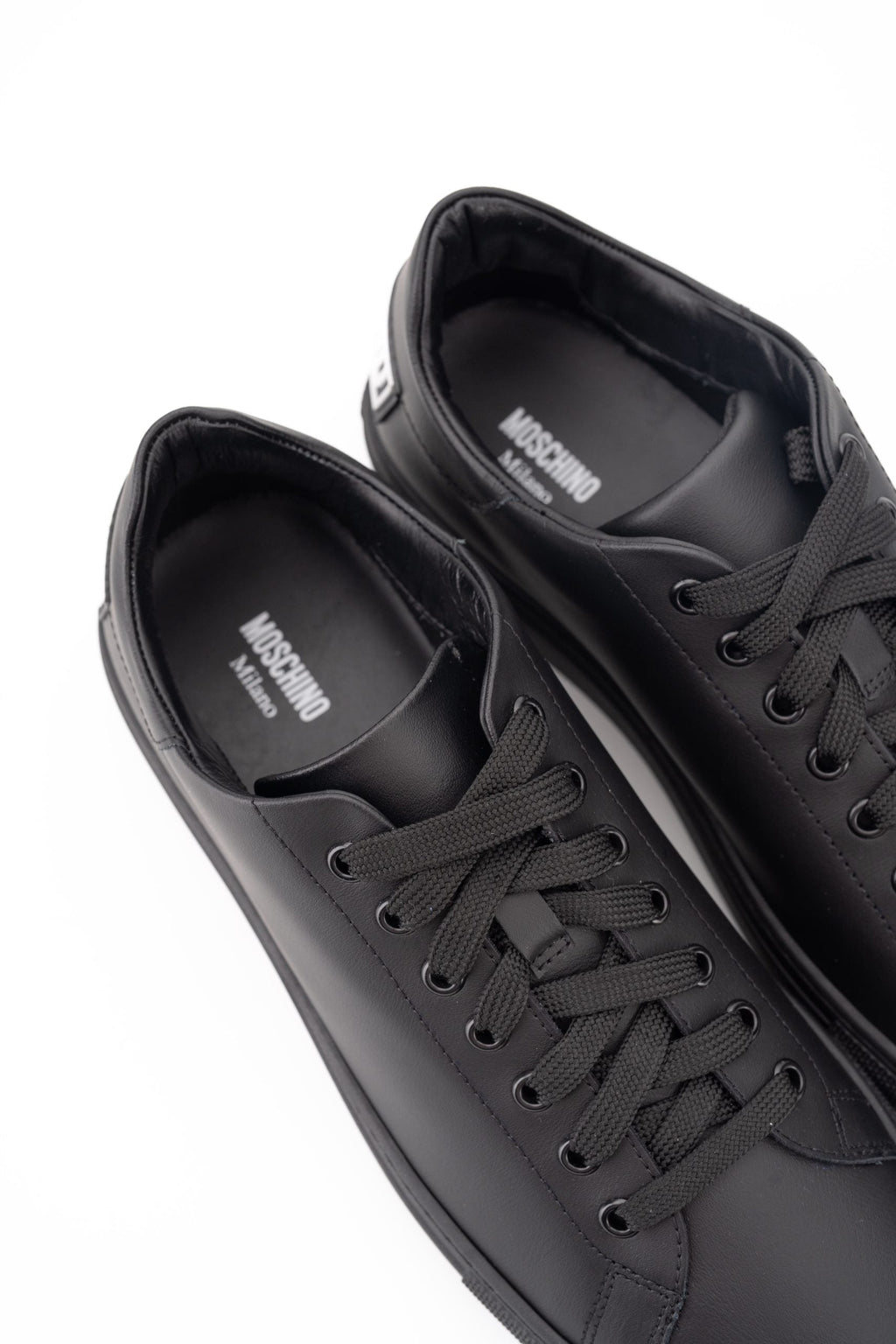 (Core) Moschino Men's Sneakers MB15992G0NG90000