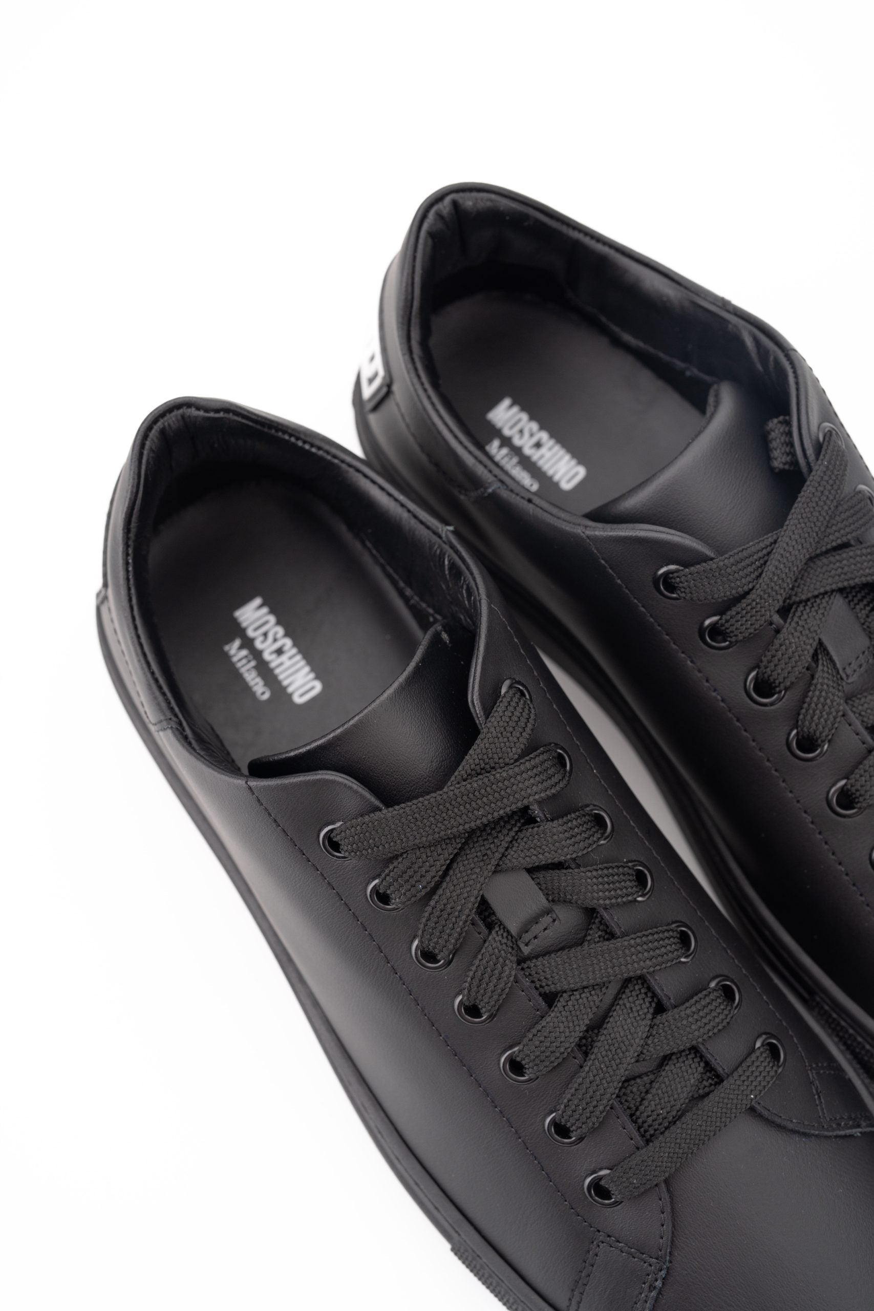 (Core) Moschino Men's Sneakers MB15992G0NG90000