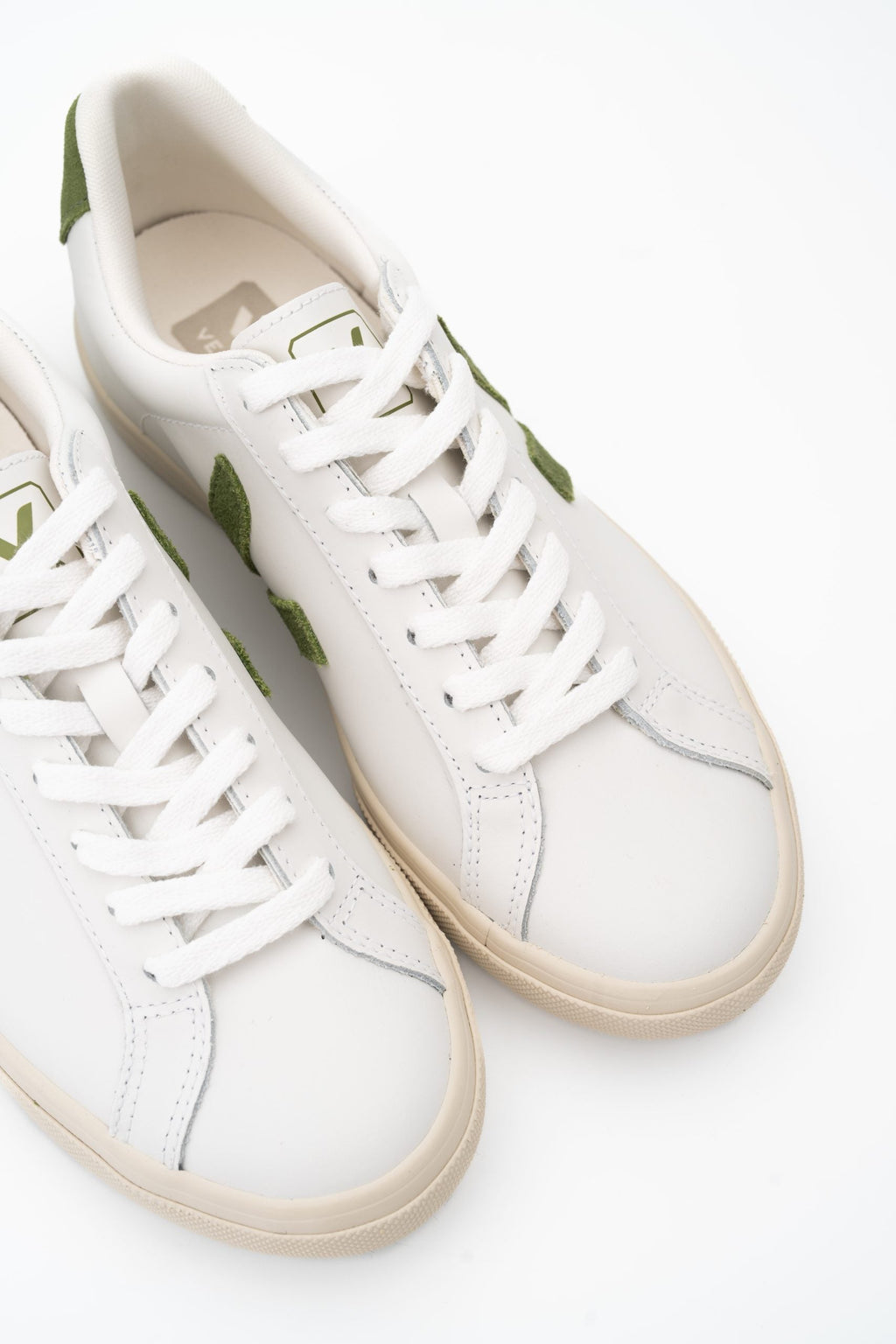 Veja Ladies Esplar Logo Leather Sneaker EO0203881A Extra White Kiwi