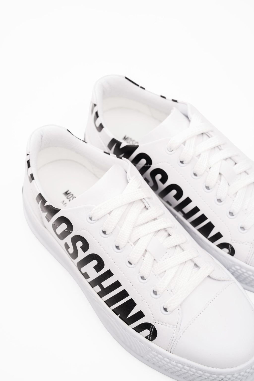 (Core) Moschino Men's Sneakers | MB15994G0OGA0100