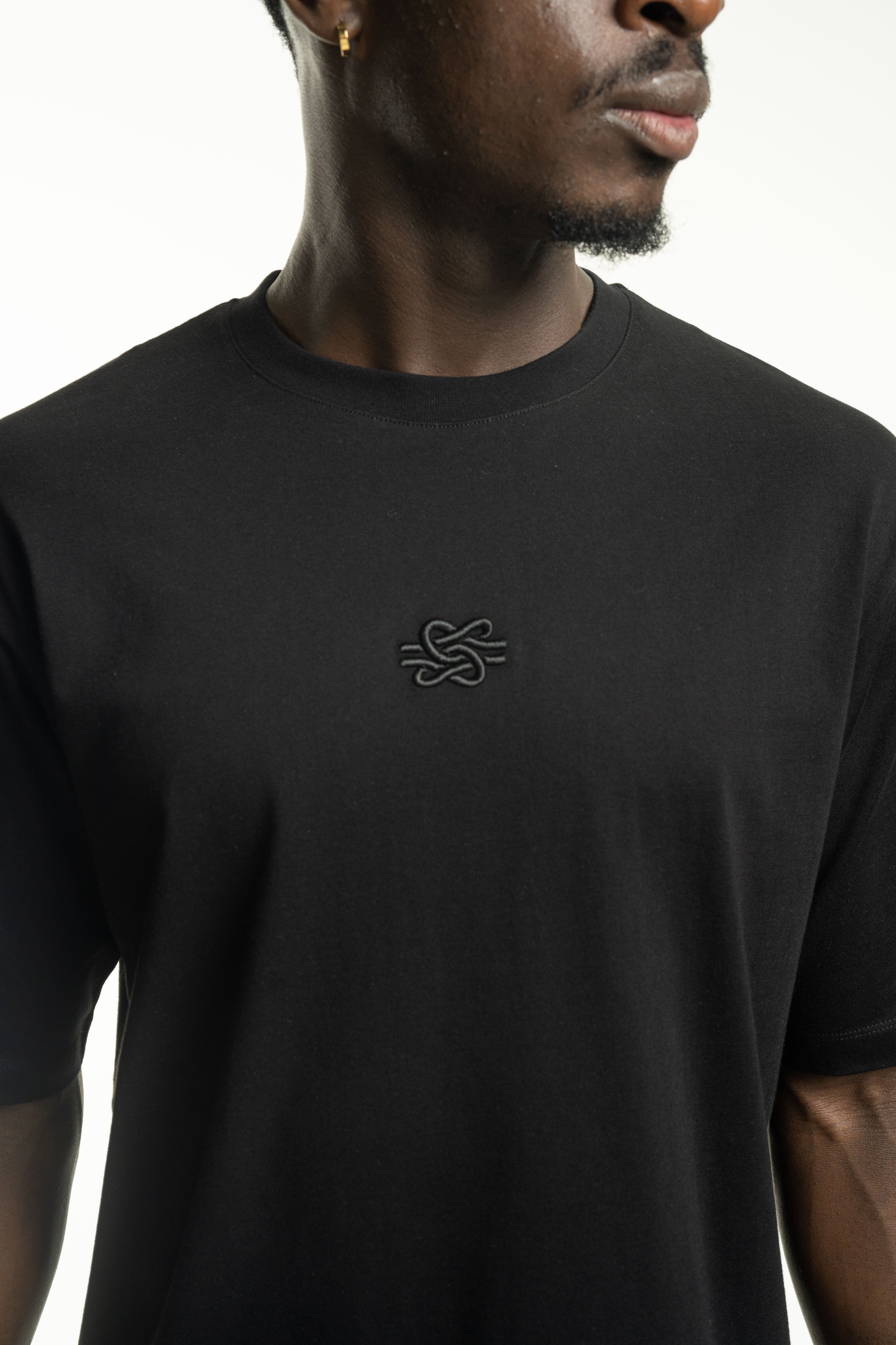 Filling Pieces Men's T Shirt Boxy Embroidered Black | 412520501142-130