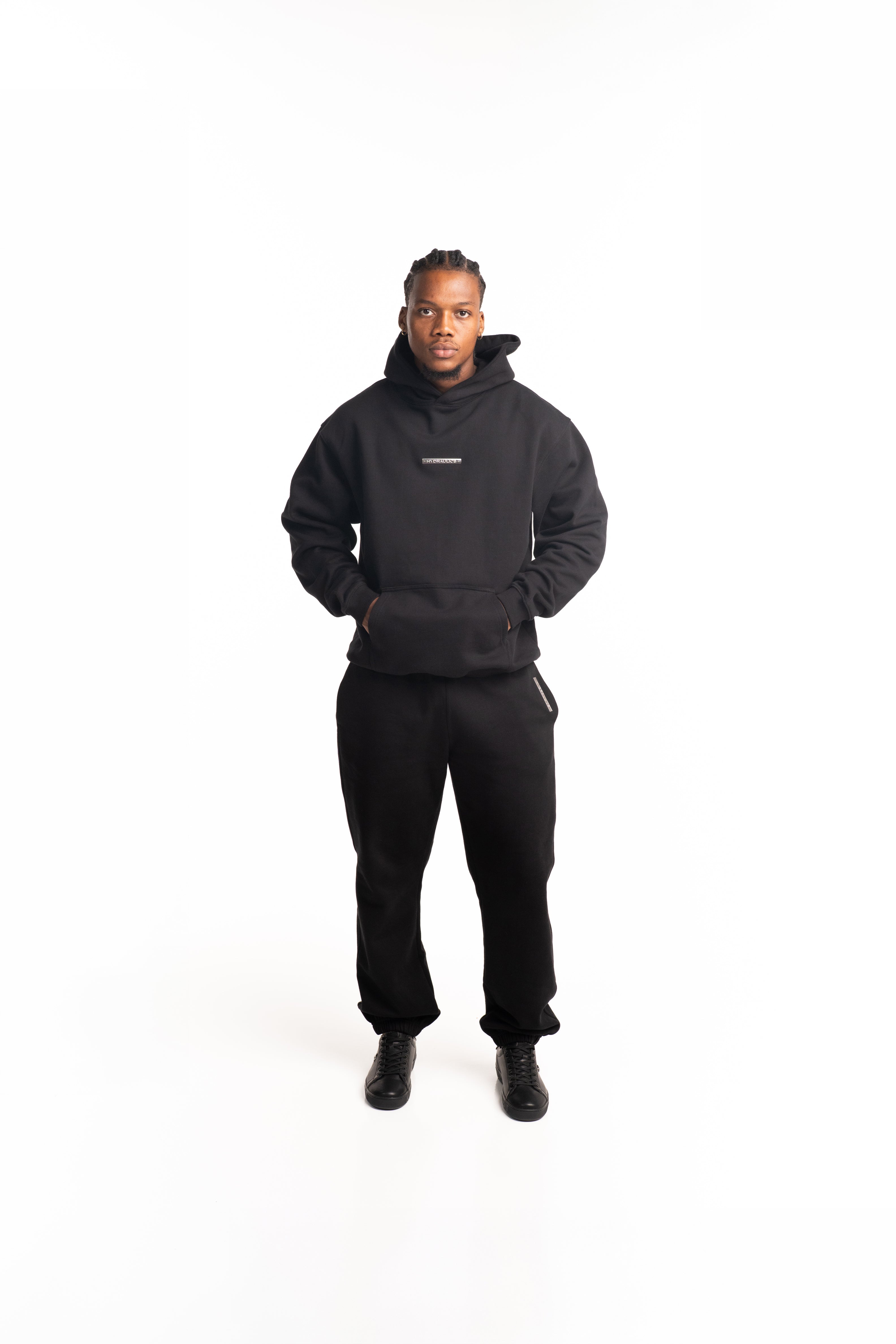 Hydraulics Steel Badge Jogger Black |