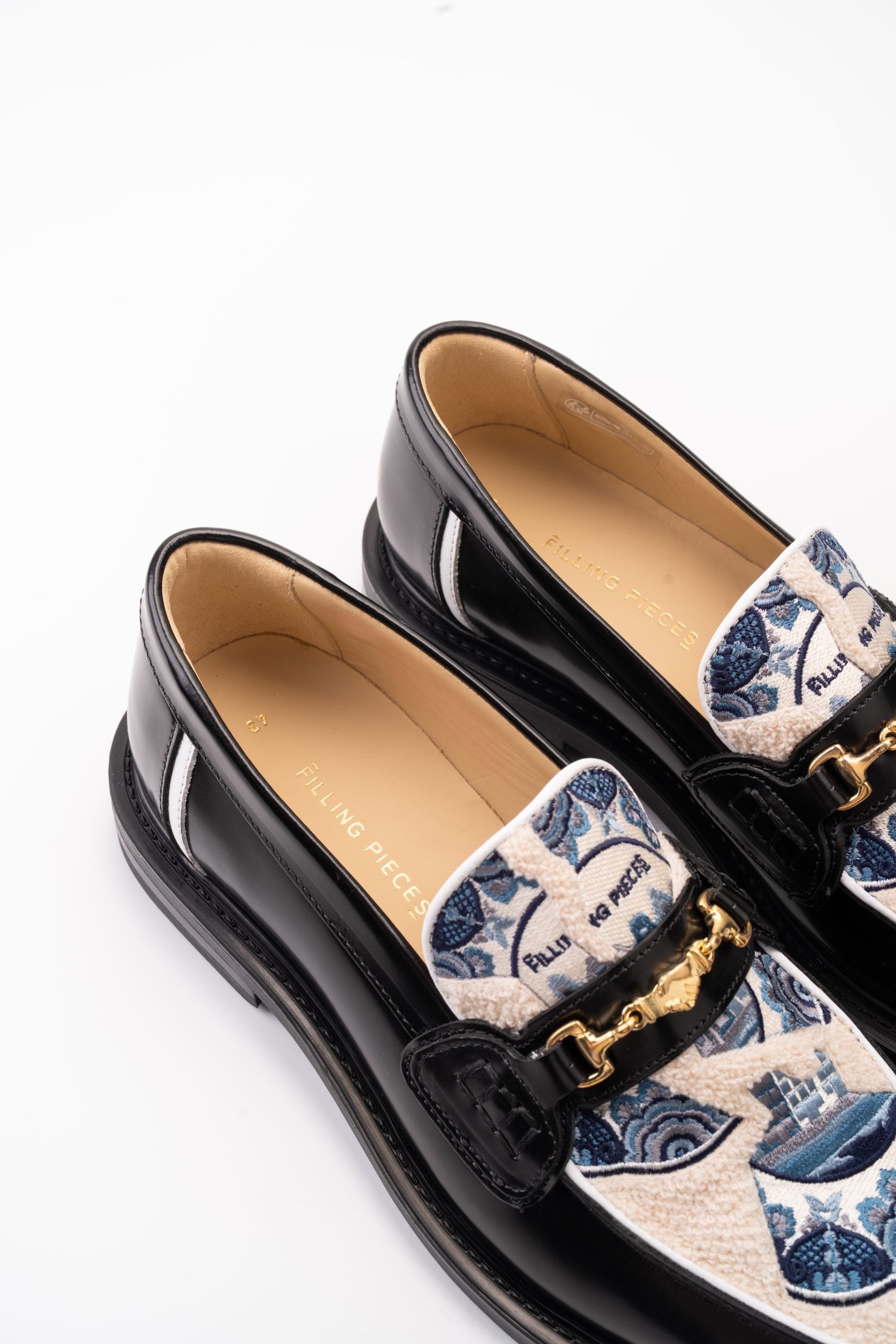 Filling Pieces Men's Broken Plate Loafer Black | 112611303321-130