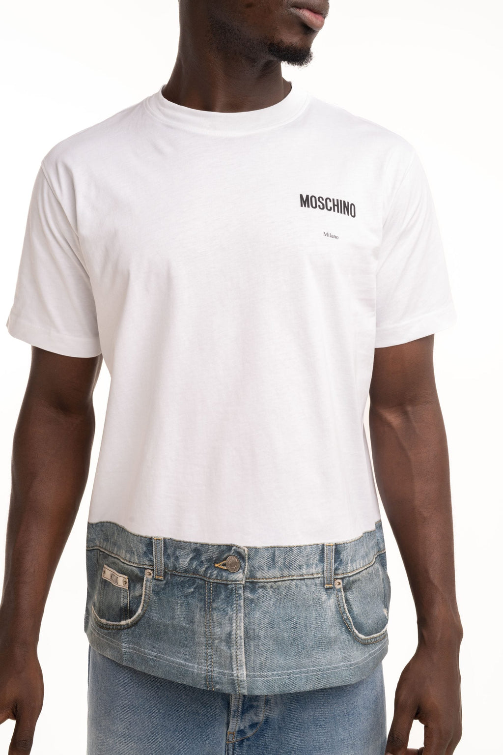 Moschino Men's T Shirt | A0704-241-1001