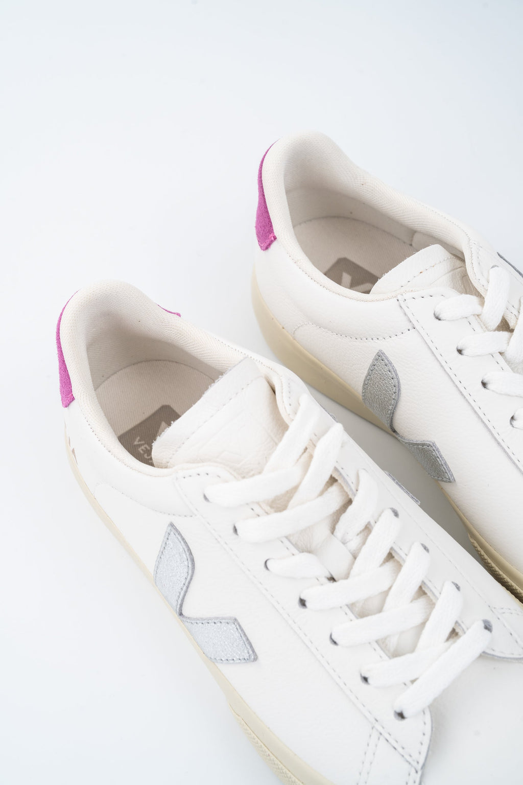 Veja Ladies Campo Leather Sneaker | CP0520788A-White Silver Ultraviolet