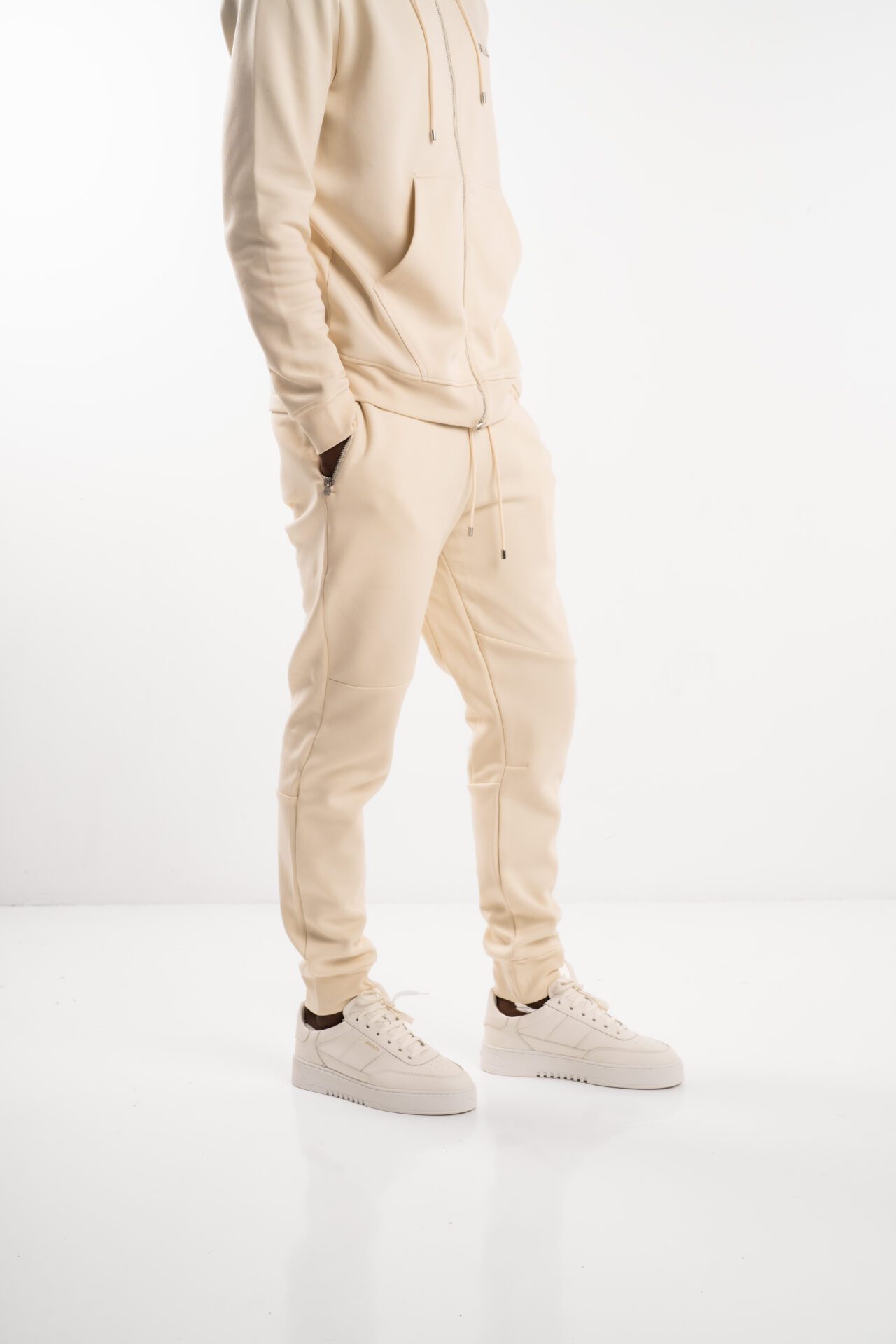 (Core) BALR Q Series Regular Fit Jogger| B1411.1106-White Swan