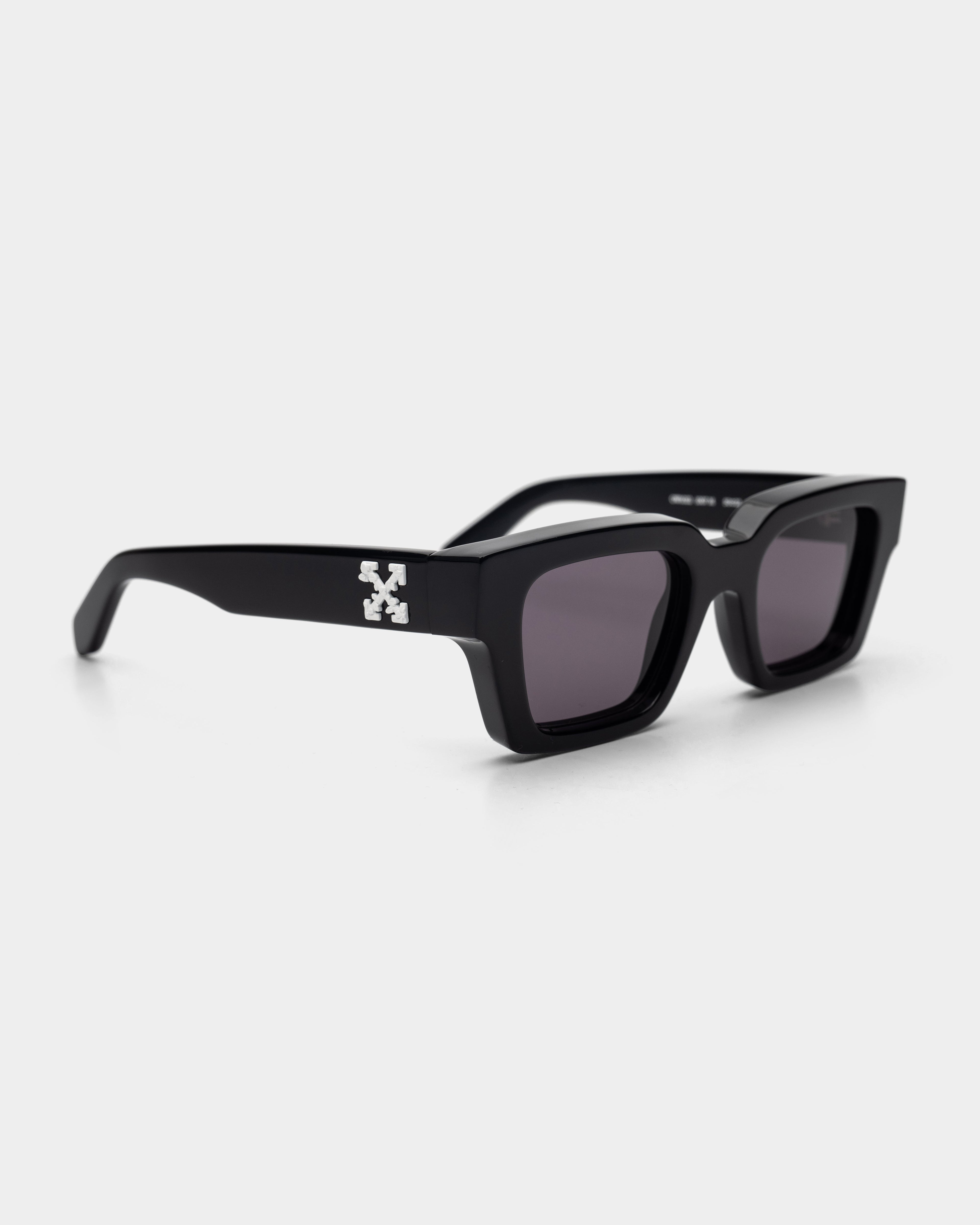 Off White Sunglasses Shiny Black | OW1022-1007