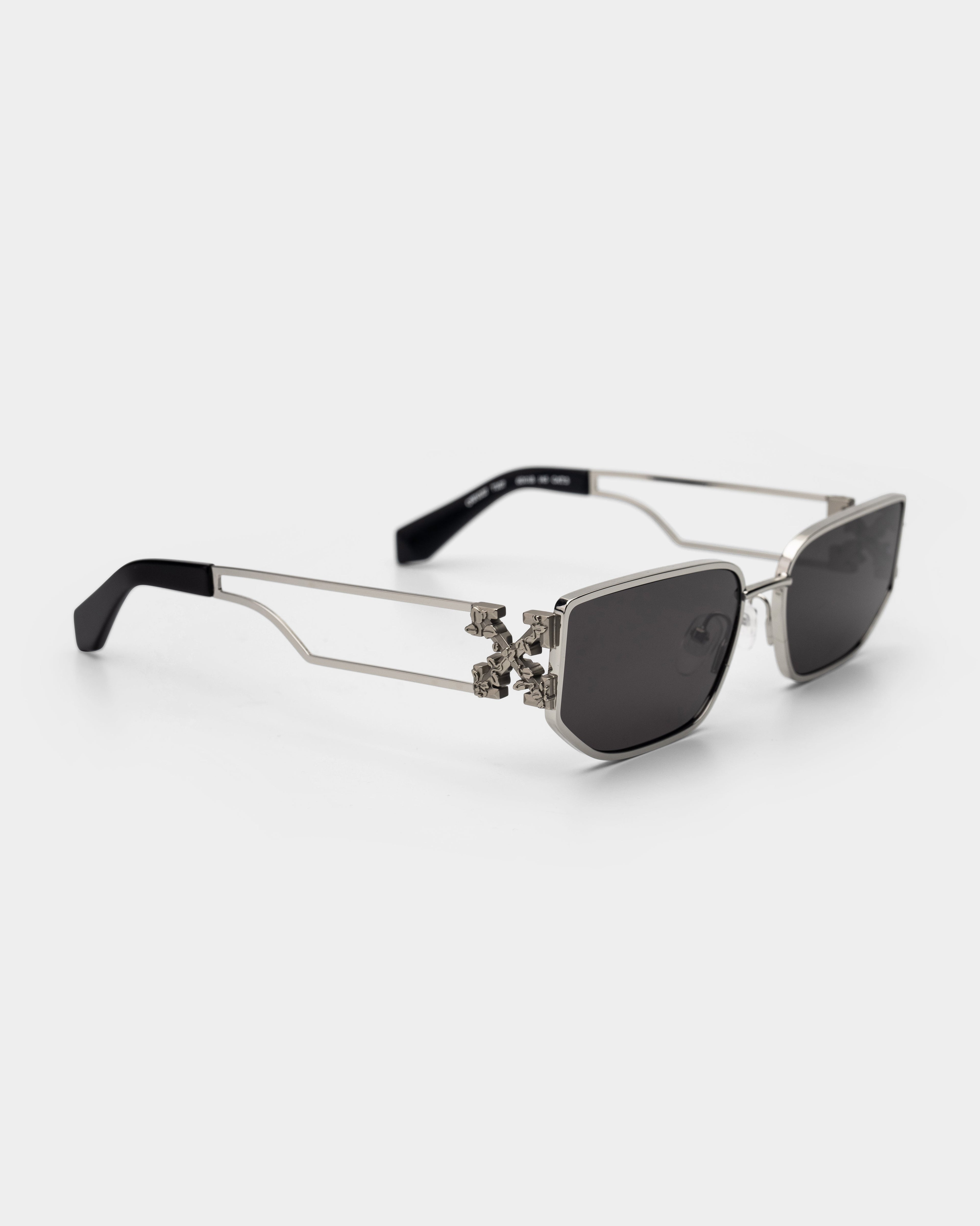 Off White Sunglasses Shiny Silver/White | OW1027-7207