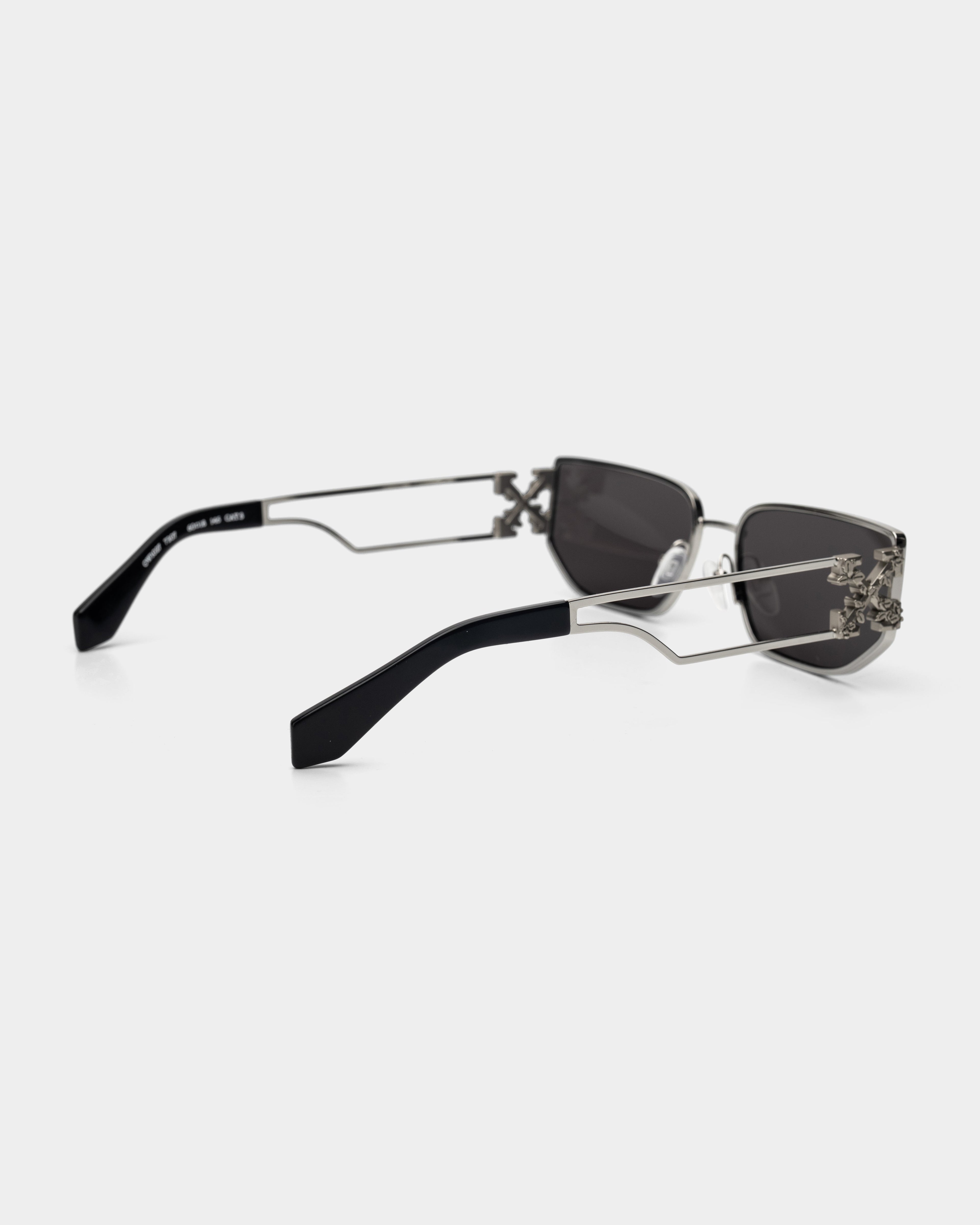 Off White Sunglasses Shiny Silver/White | OW1027-7207