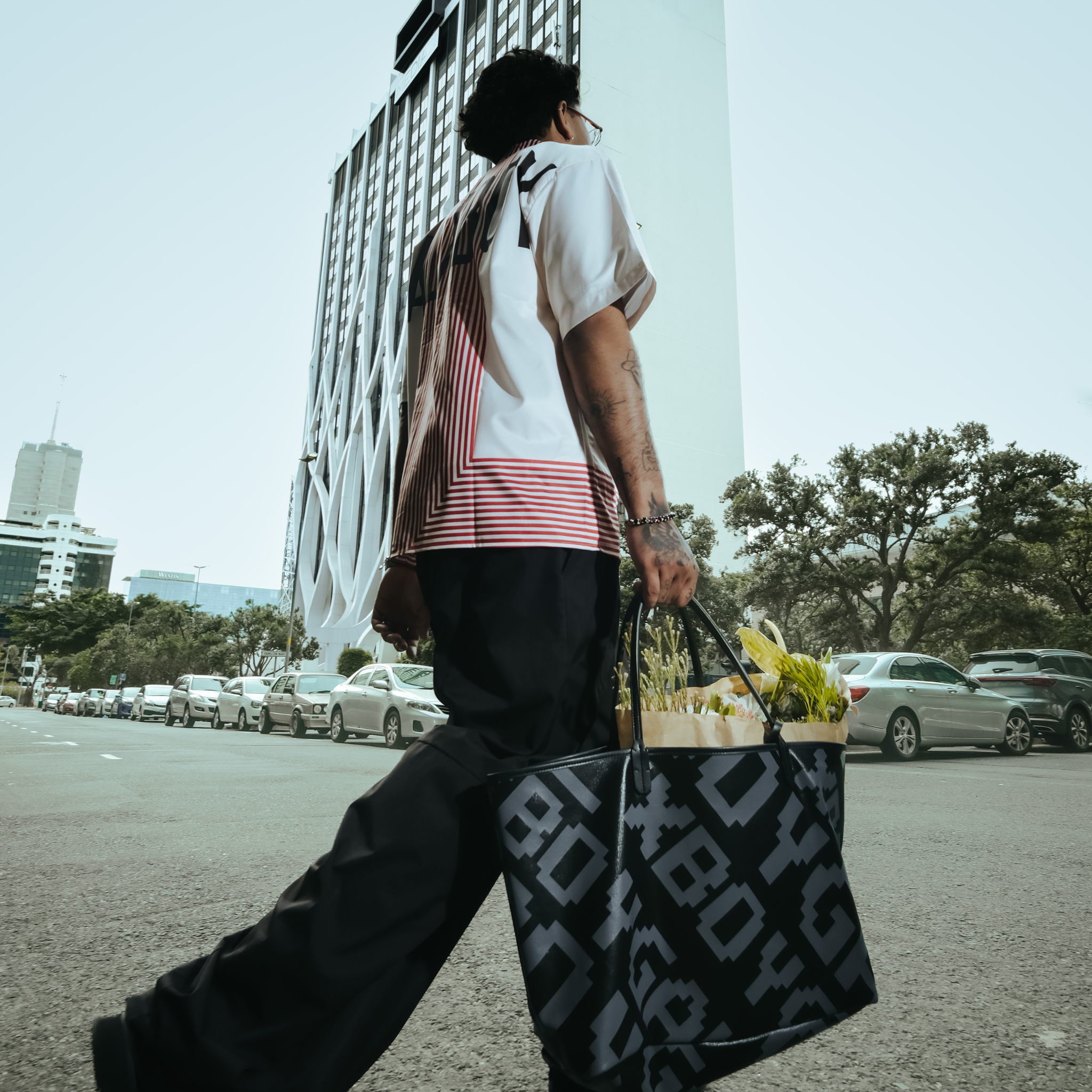 GXB TRAVEL TOTE BAG