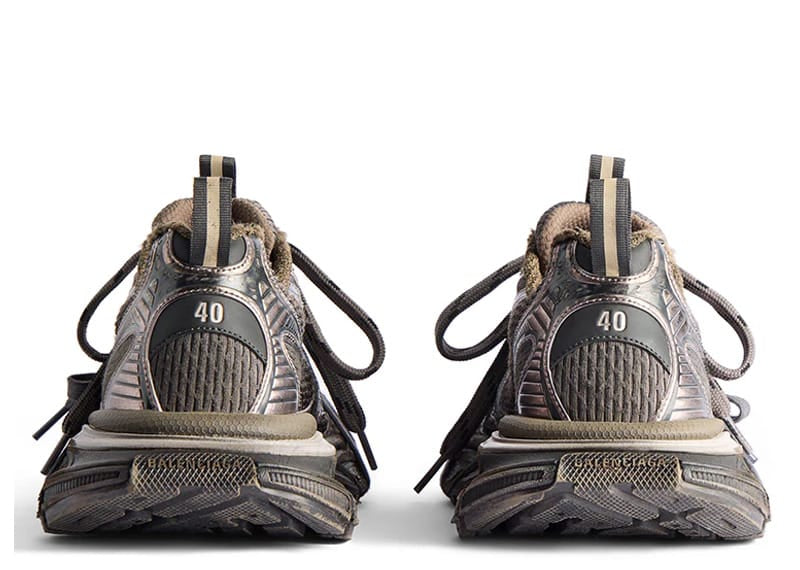 BALENCIAGA 3XL Sneaker Worn-Out "Brown"