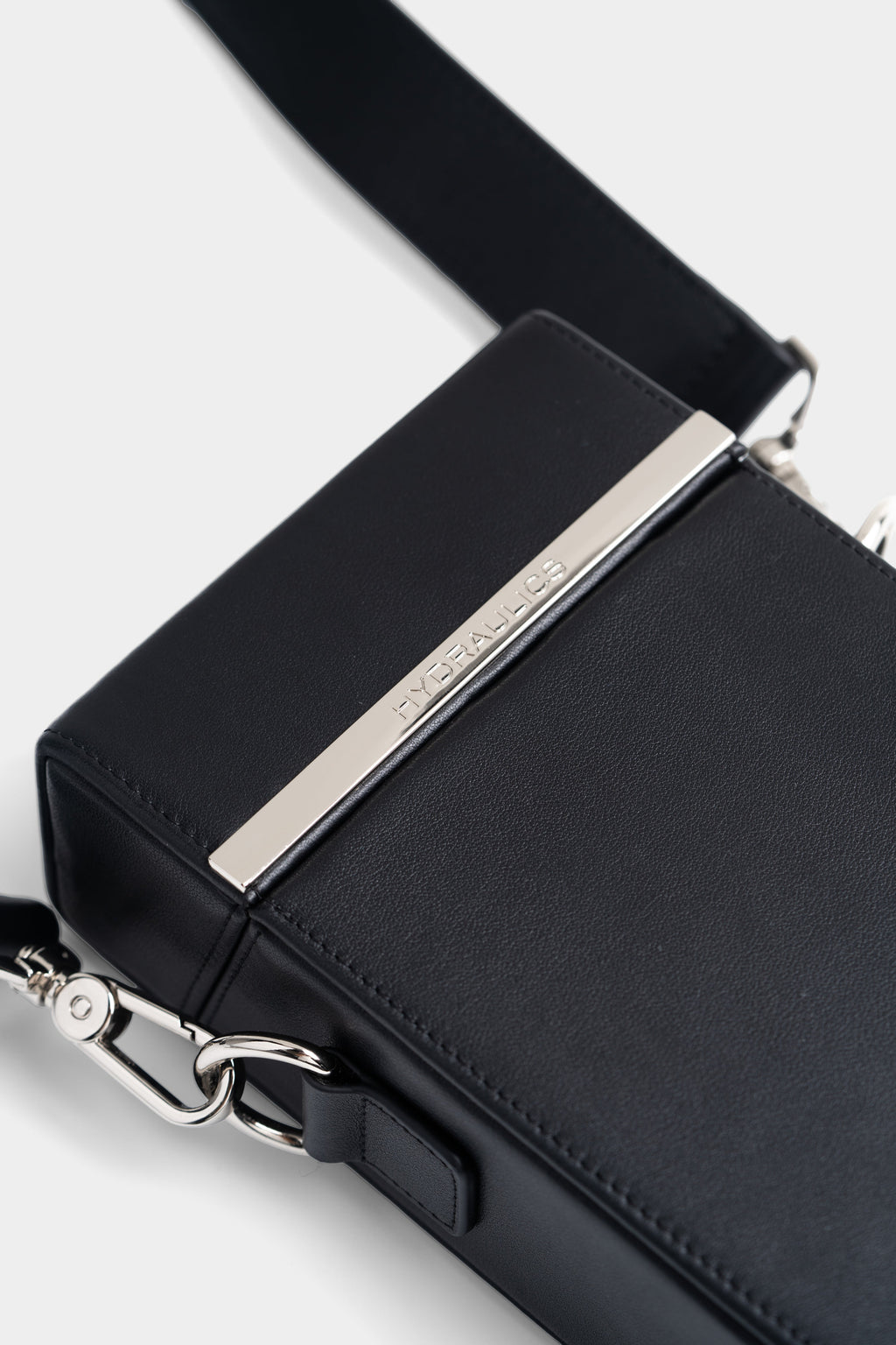 Hydraulics Box Bag |