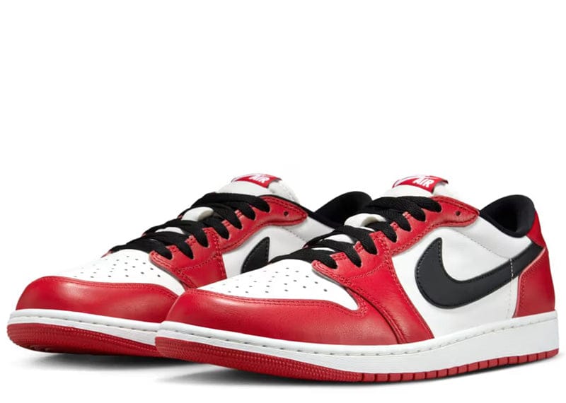 Air Jordan 1 Retro Low OG Chicago (2025)
