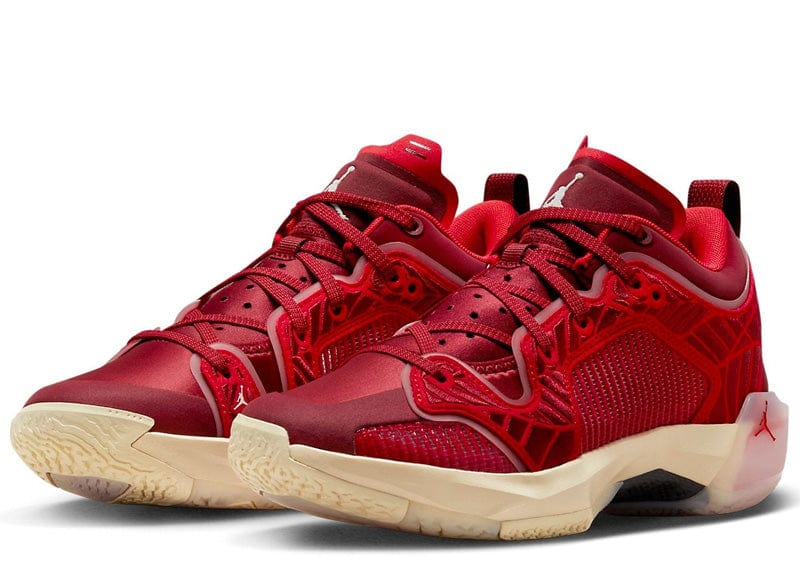 Jordan 37 Low Lift Up (Women's)