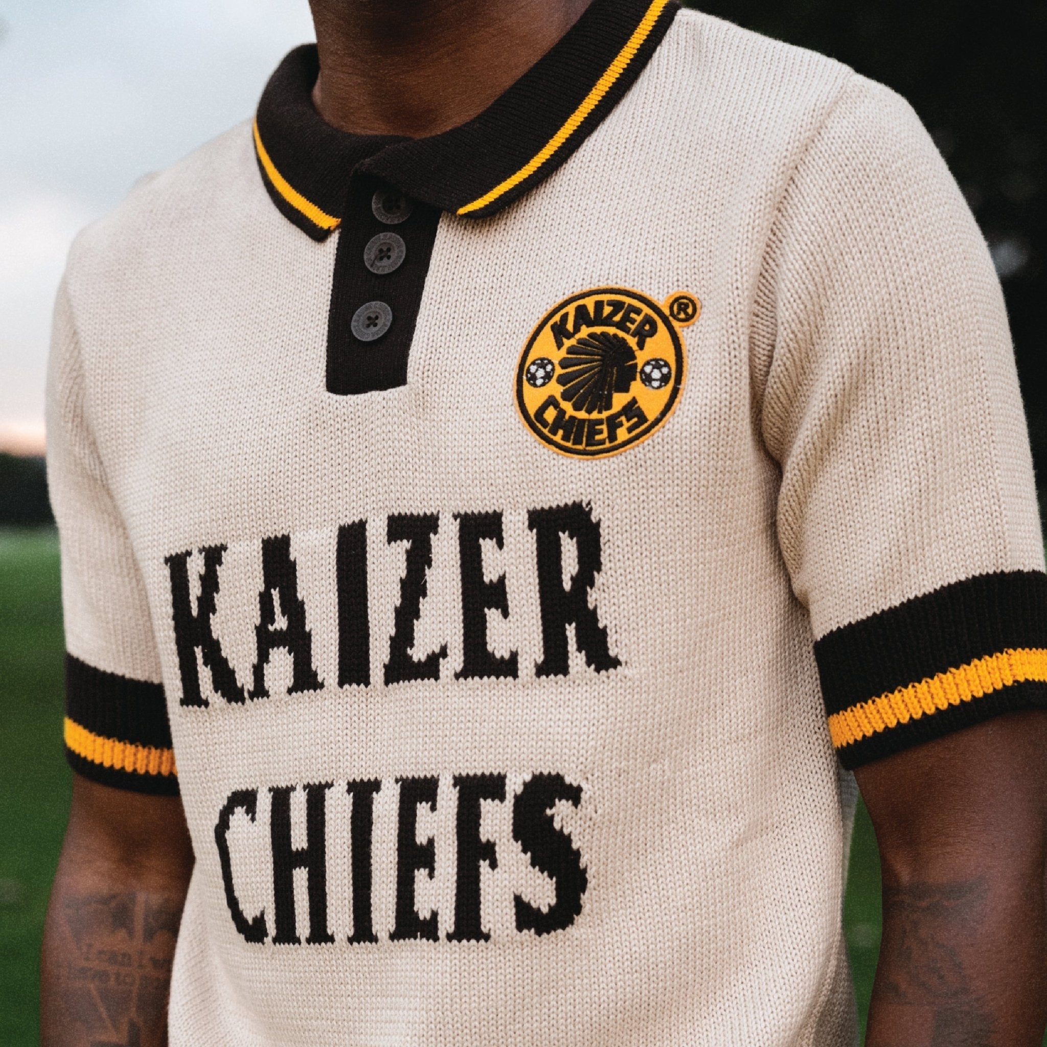 Kaizer Chiefs Heritage 3 Button Polo Knit SS Ivory