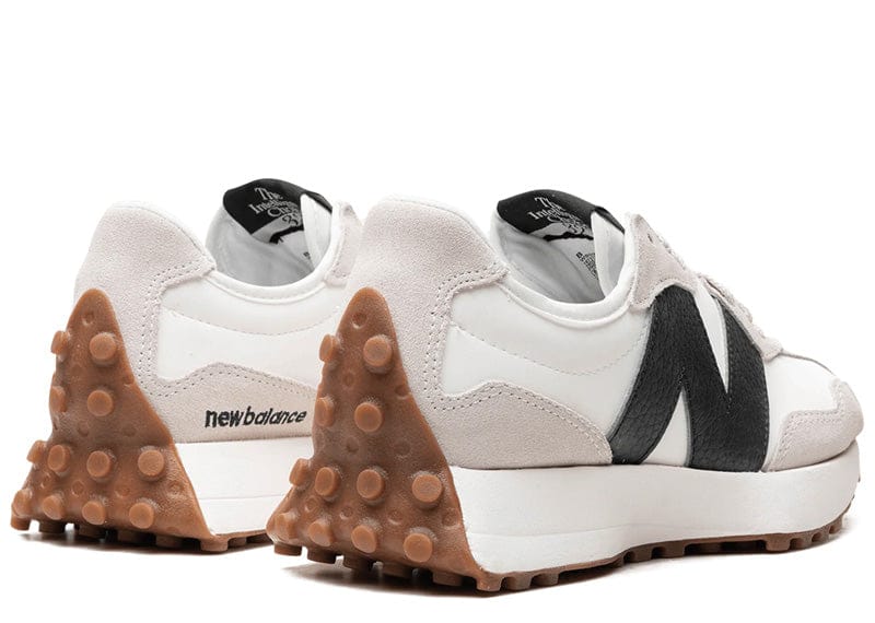 New Balance 327 Moonbeam Black Gum (Women's)