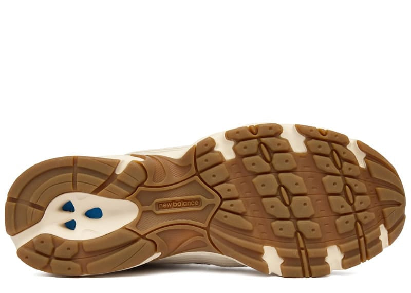 New Balance 530 Bisque Earth Shadow Gum